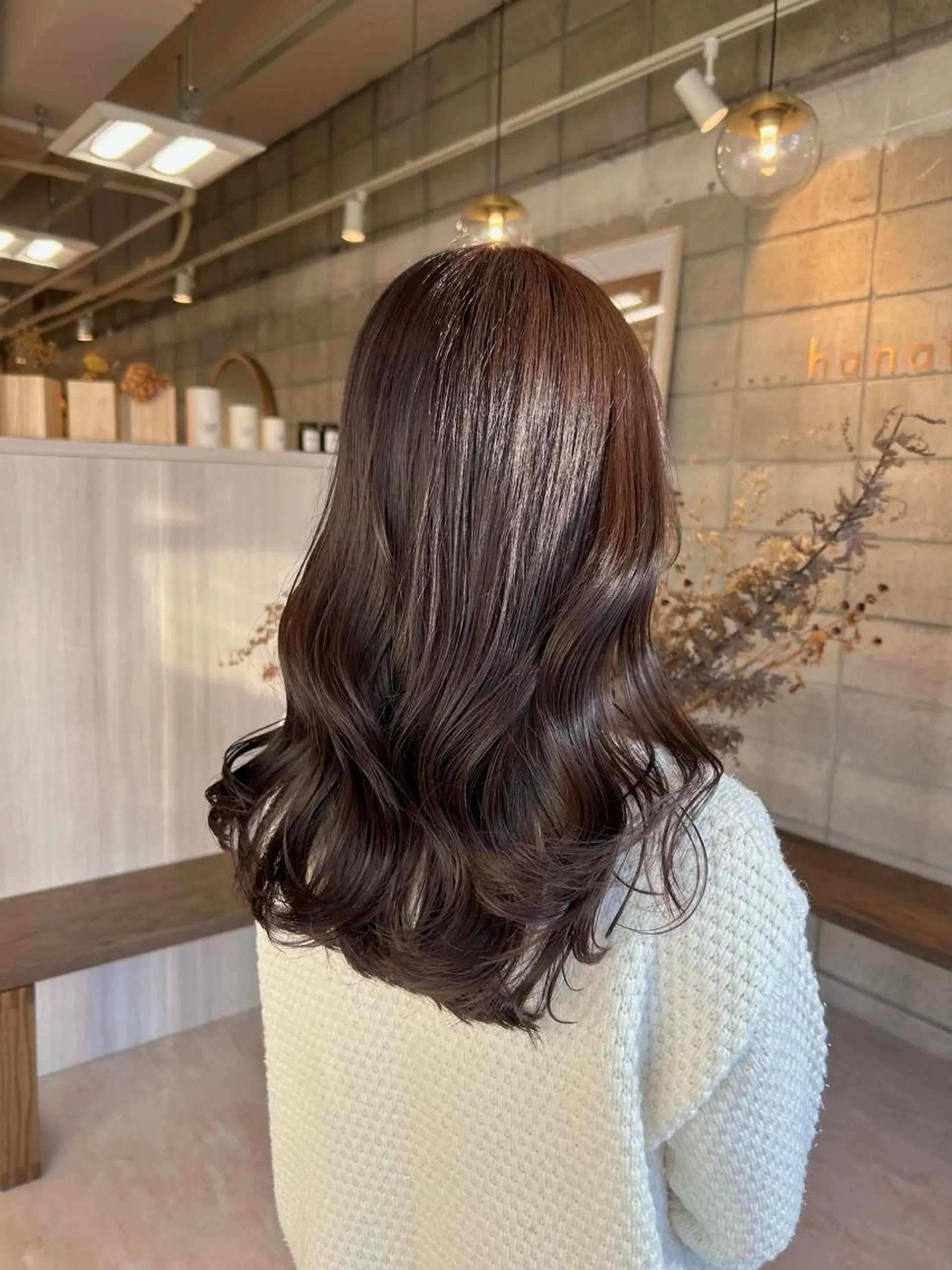 ロング カラー カット ヘアカラー トリートメント 眞名子 瑞紀のヘアスタイル