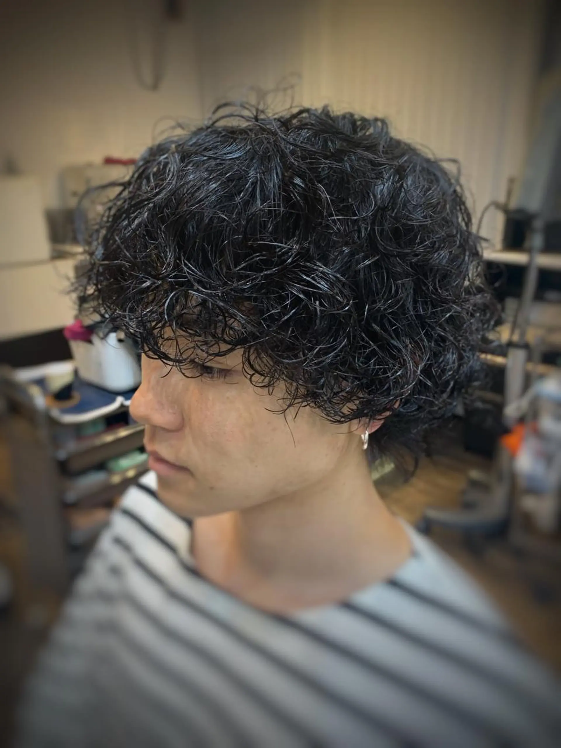 セミロング メンズ メンズパーマ セミロングパーマ 二本木 秀成のヘアスタイル