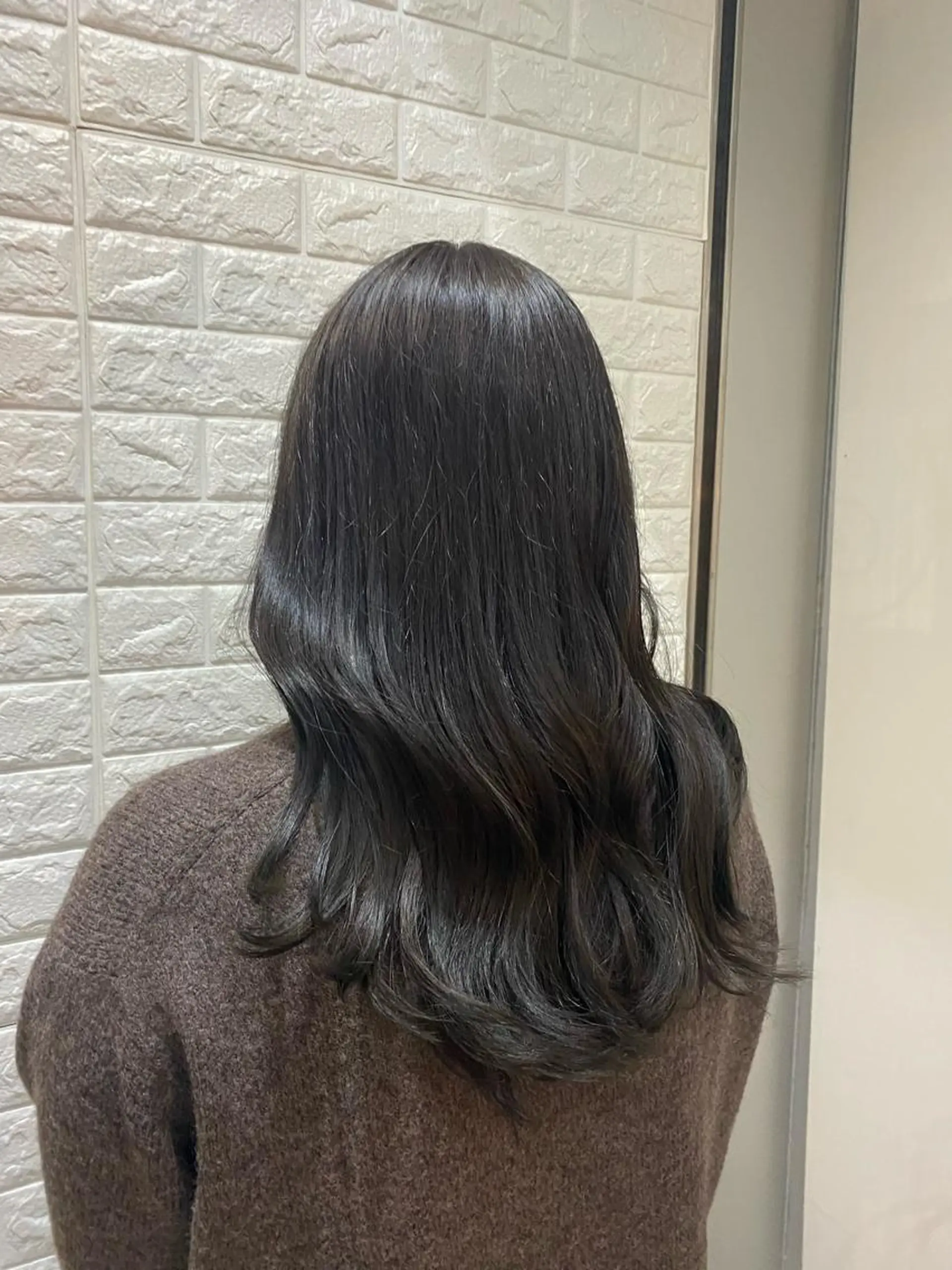 カラー グレージュ オリーブグレージュ オリーブグレー オレンジ 石野 友唯のヘアスタイル