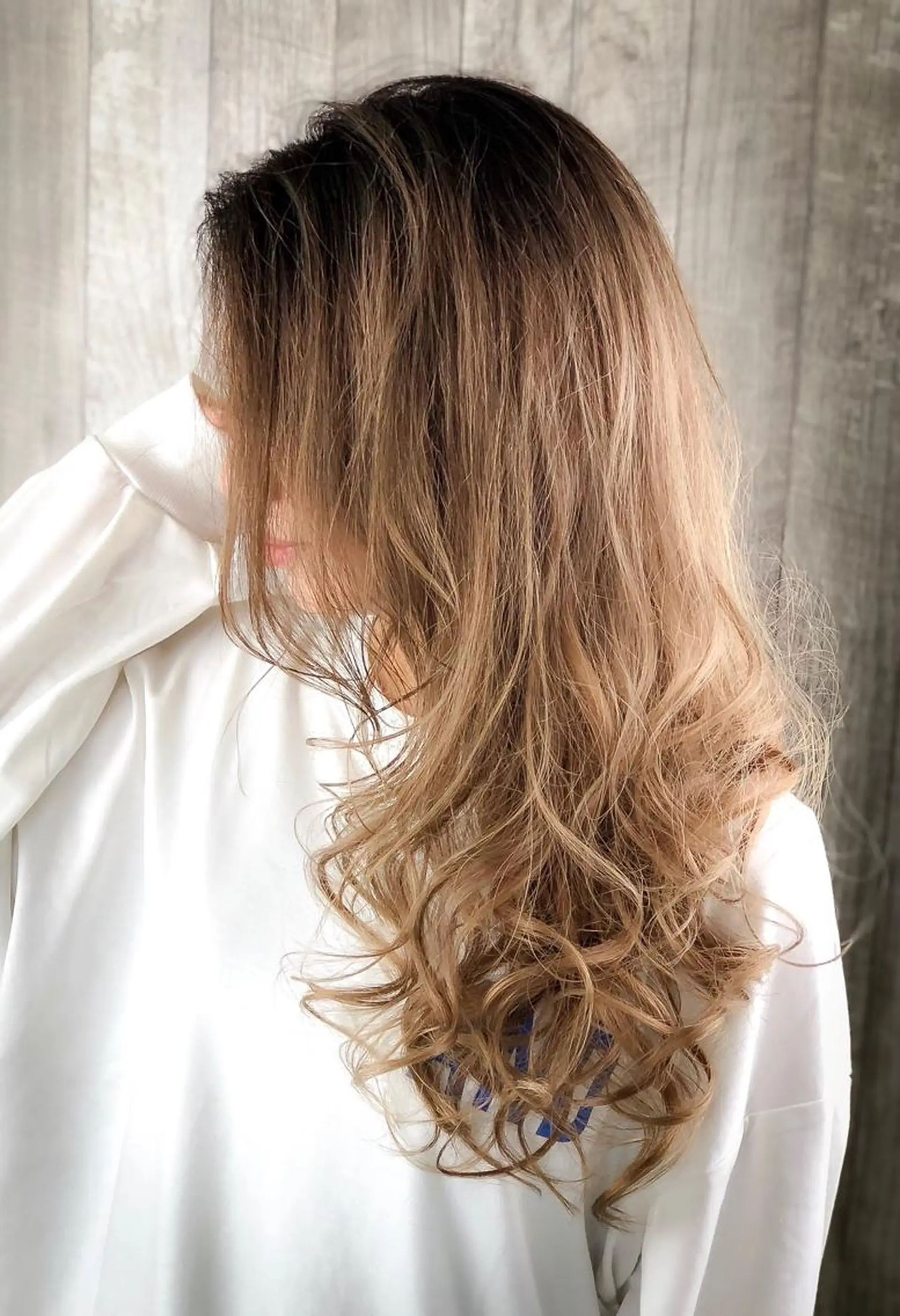 ロング ヘアカラー Reve Resort池袋のヘアスタイル
