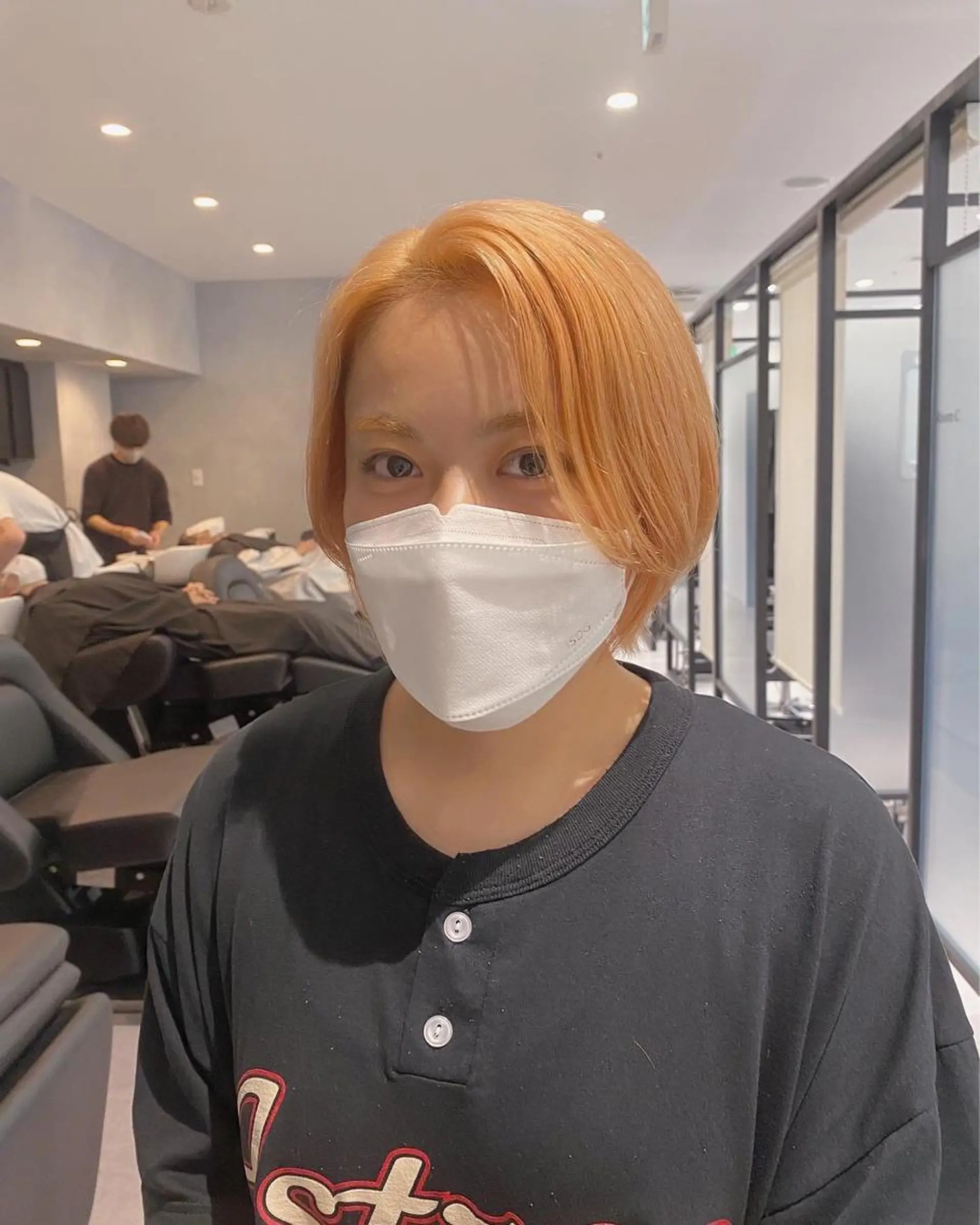 ミディアム カラー ショートボブ オレンジ ボブ カット ヘアカラー トリートメント 鈴木/ニュアンス パーマ/メンズのヘアスタイル