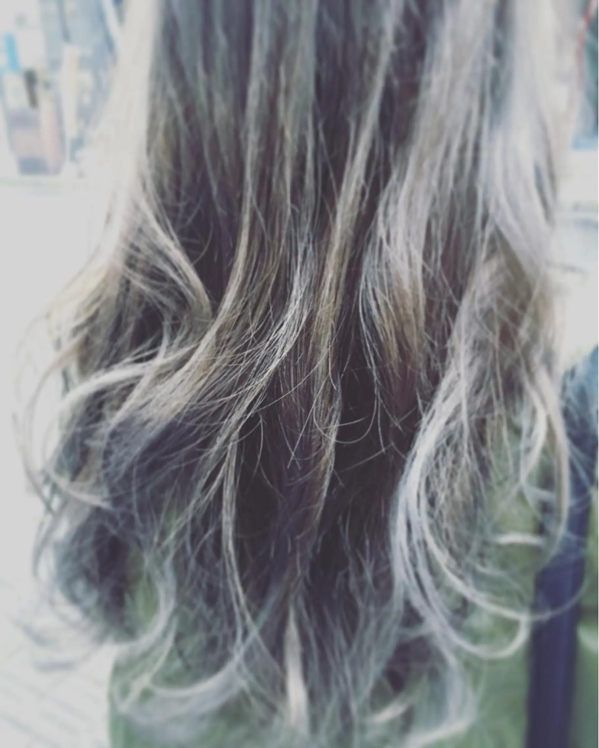 ロング カラー パーマ、髪質改善 川崎祐介のヘアスタイル