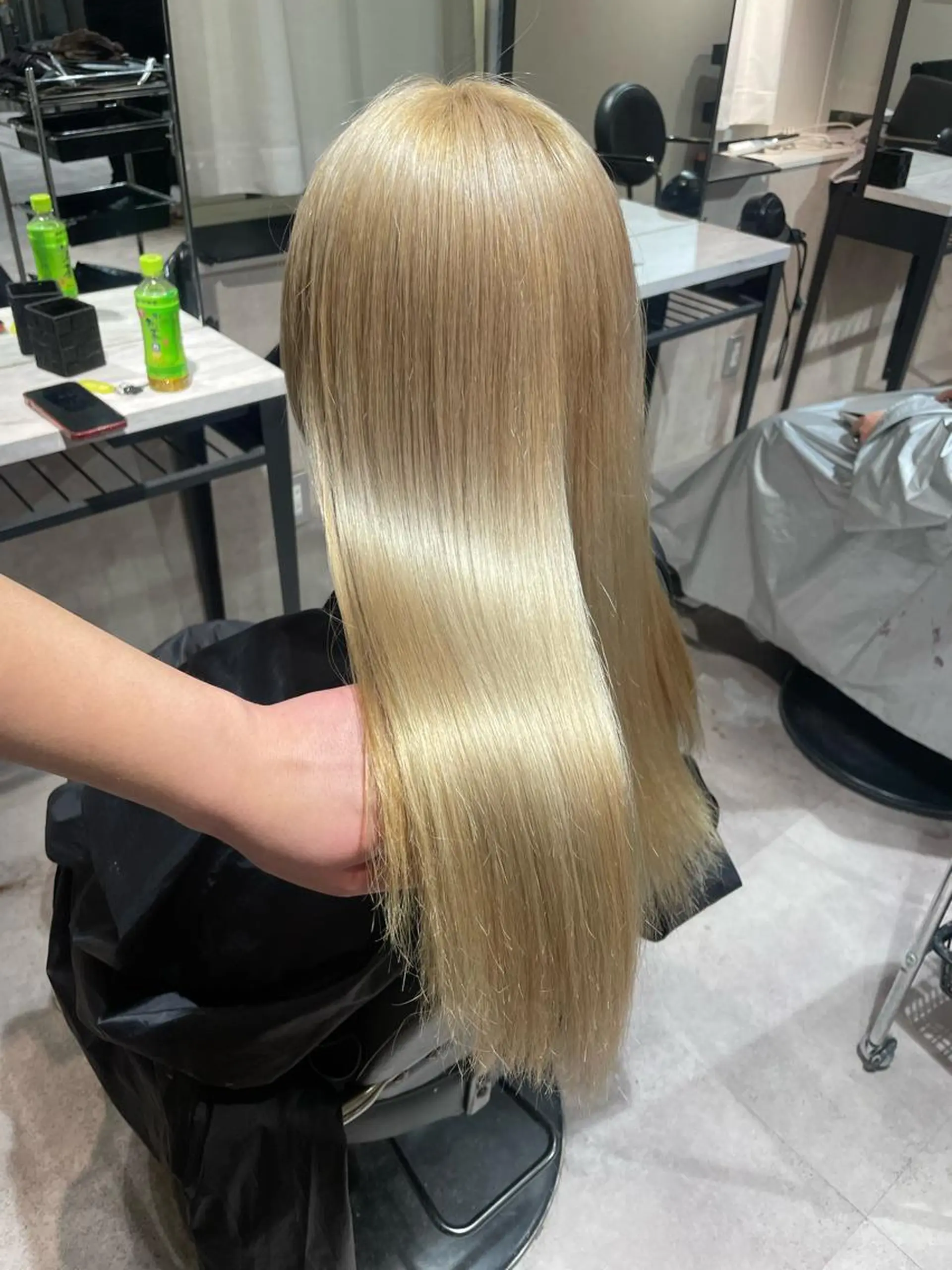 ロング ヘアカラー 🇰🇷ハイトーン× 韓国レイヤー레이어드のヘアスタイル