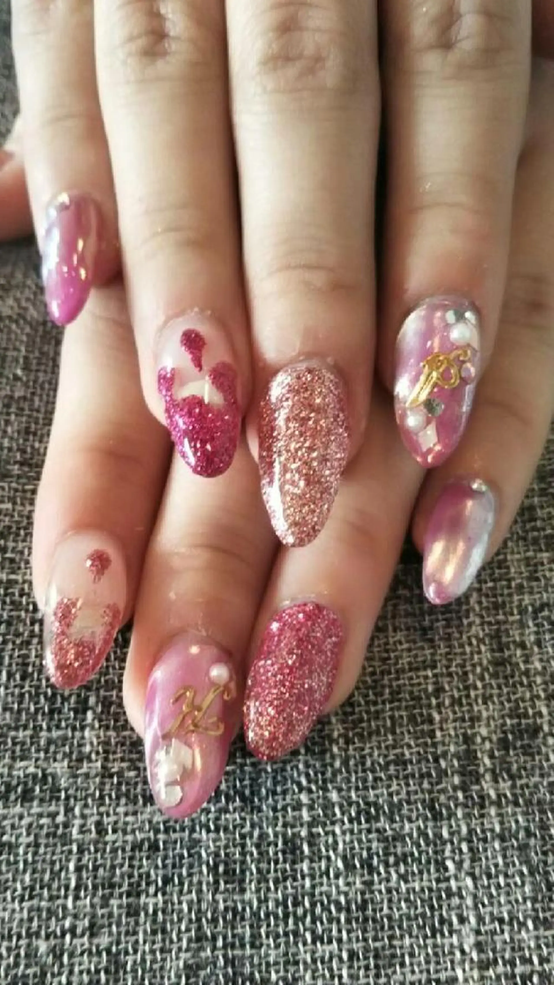 ネイル キラキラネイル スカルプネイル private salon mieのネイルデザイン