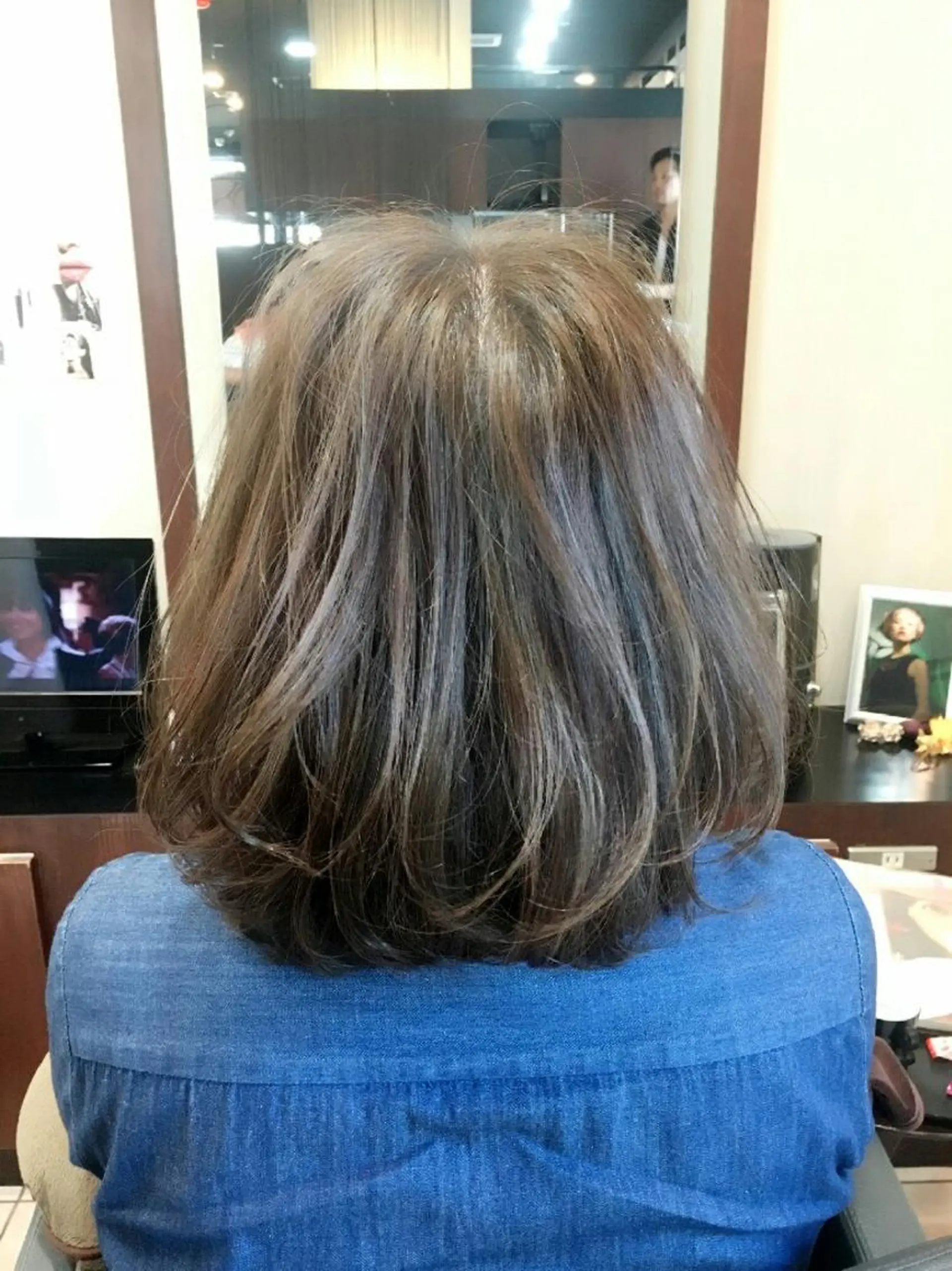 ショート ミディアム セミロング カラー SHAFT Ieiriのヘアスタイル