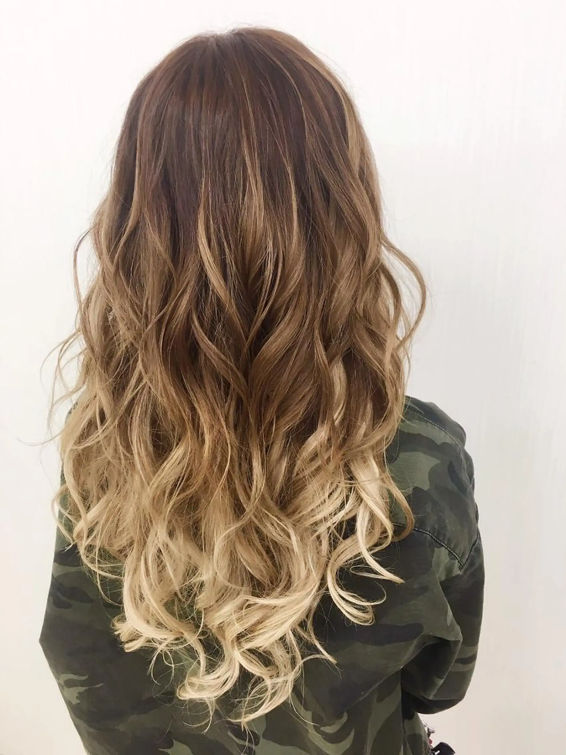 ロング カラー パーマ ヘアアレンジ チビ編み込みエクステ シールEXどぅ〜すのヘアスタイル