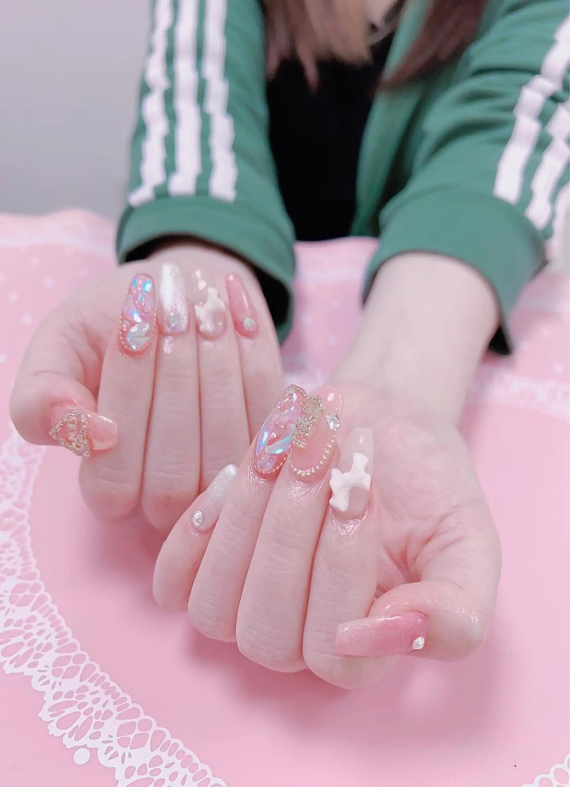 ネイル はぴねす所属・横浜 美夢のネイルデザイン