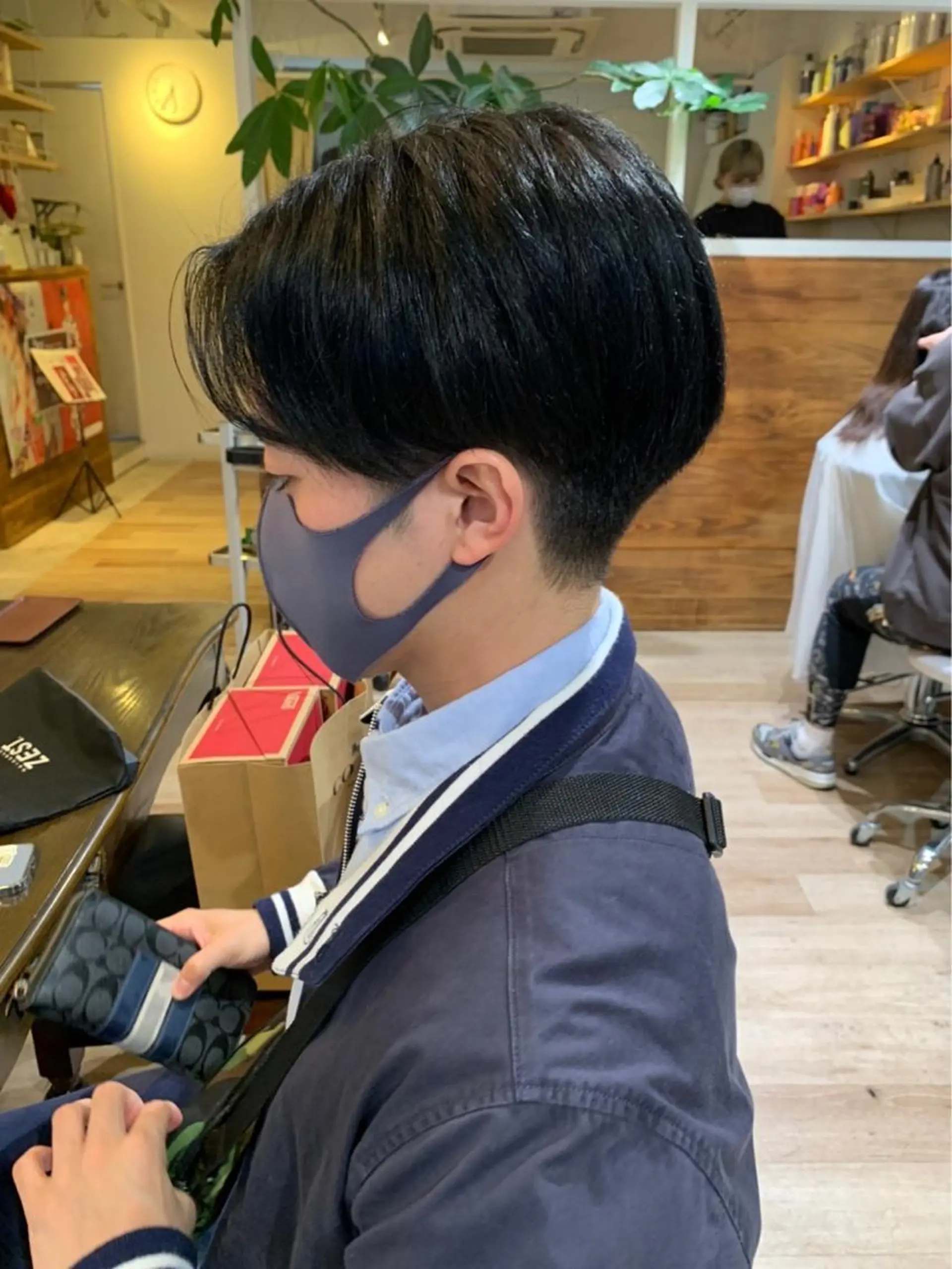 カラー メンズ メンズブリーチ メンズインナーカラー メンズ韓国風 マッシュ メンズパーマ 無料カットモデル/ 髪質改善/角田 龍汰のヘアスタイル