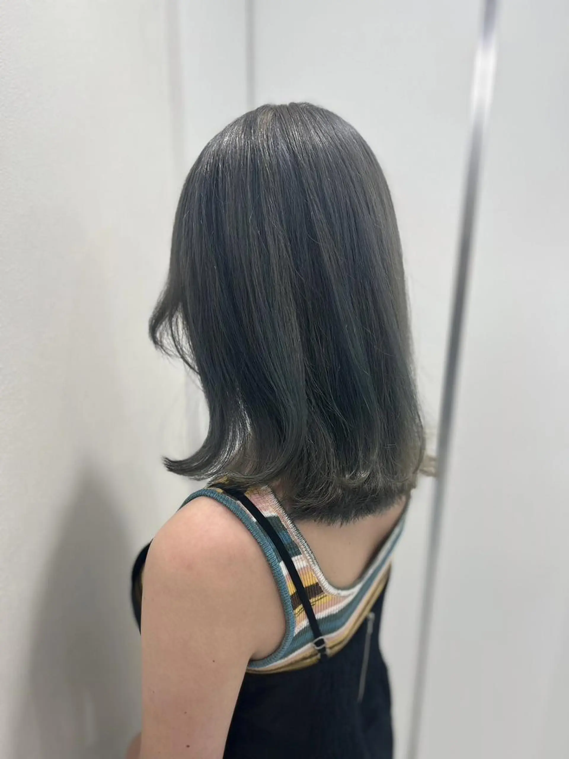 カラー うる艶グレージュ/ 透明感🫧渋谷のヘアスタイル