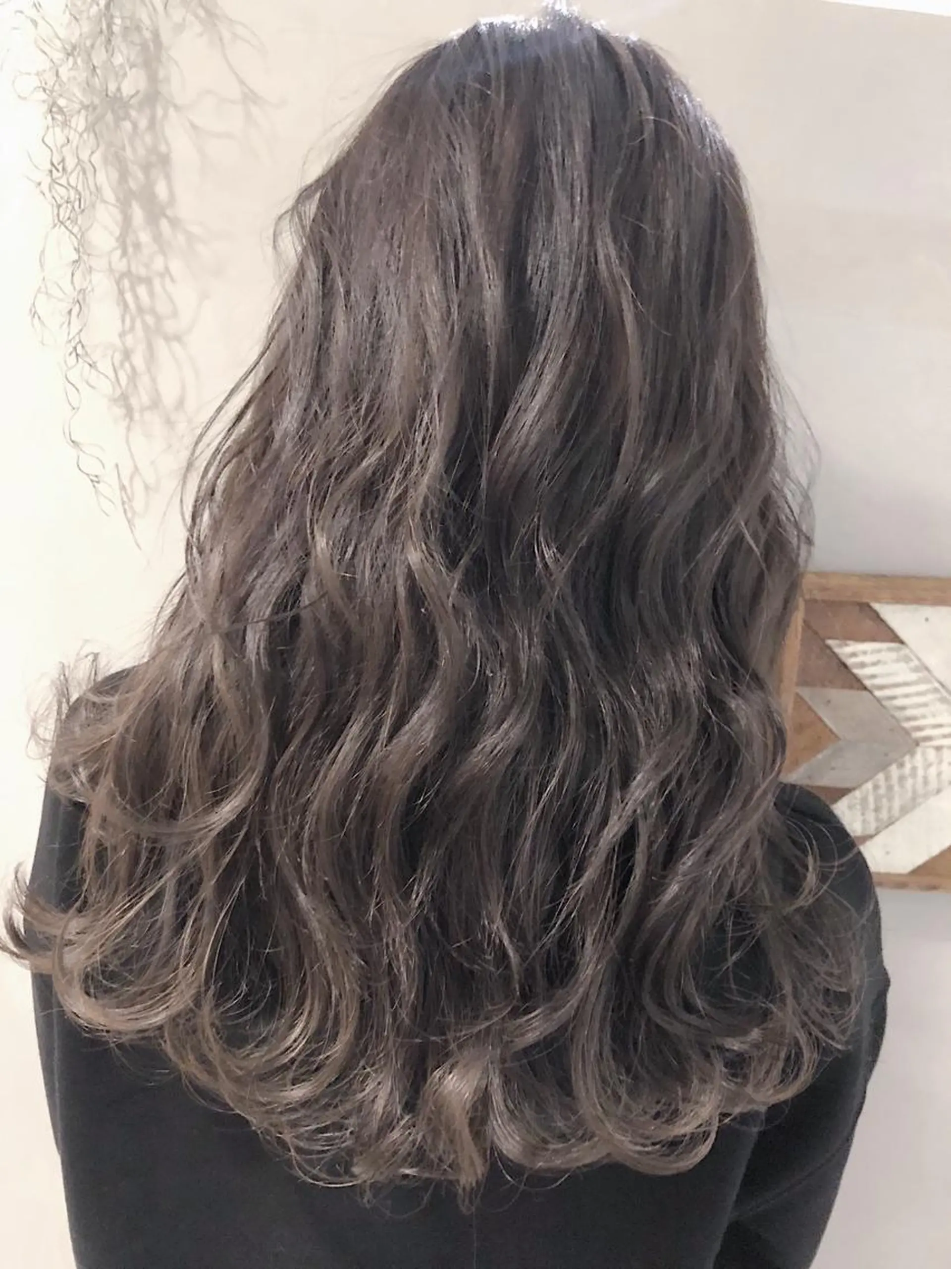 セミロング カラー ヘアカラー LA KING GINZA TOKYO所属・🧡ショートの達人 🧡SHOのヘアスタイル