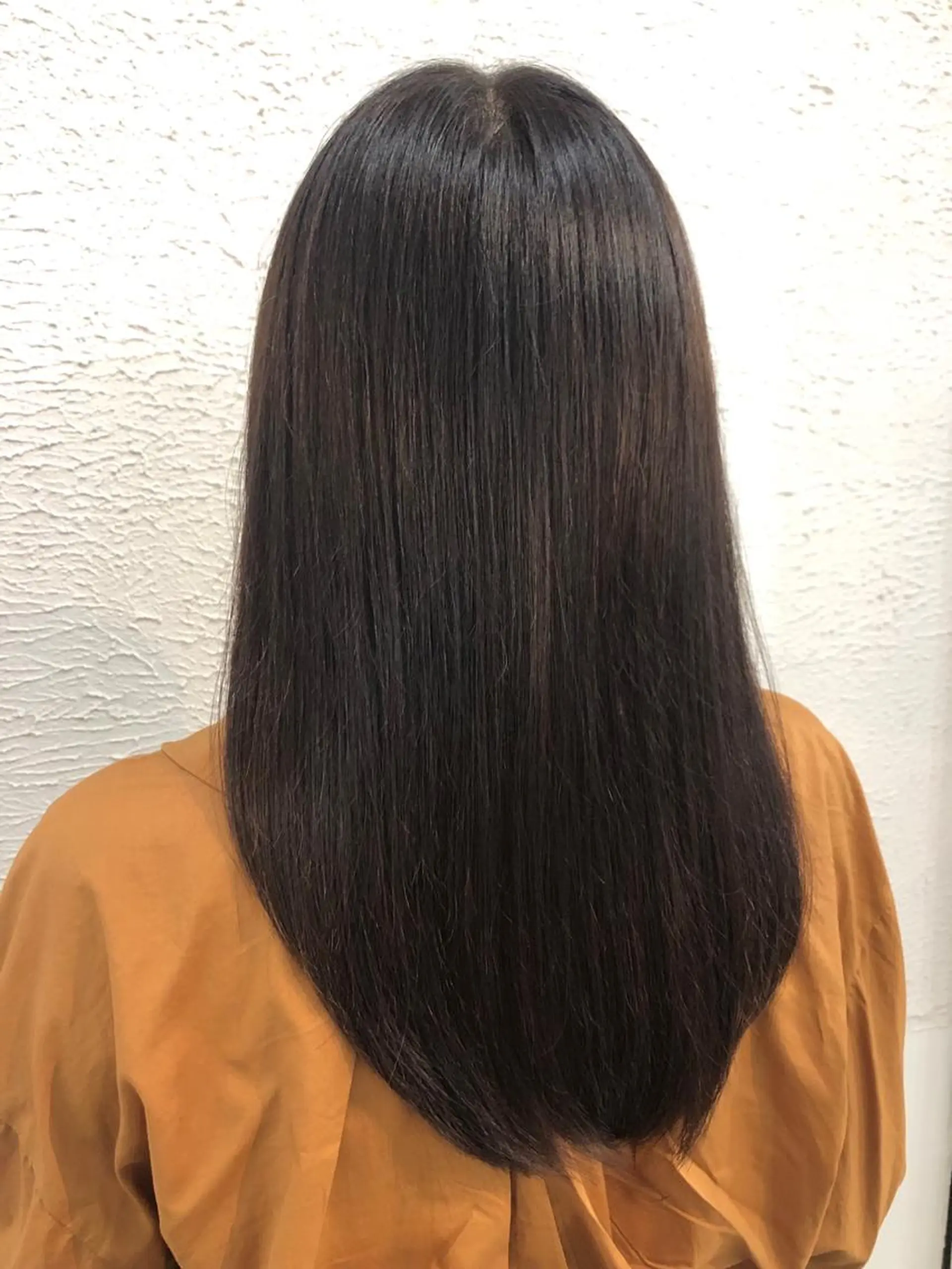 ロング Lovis moa 〘国分　かな〙のヘアスタイル