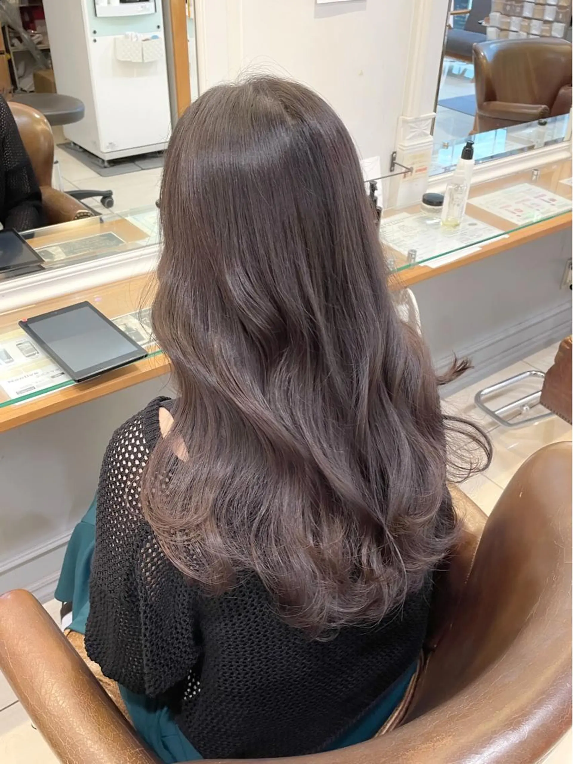 ロング カラー グレージュ くびれヘア エギョモリ 顔まわりレイヤー 顔周りカット カット ヘアカラー トリートメント 横浜/レイヤーカット /韓国ヘア/佐藤記正のヘアスタイル
