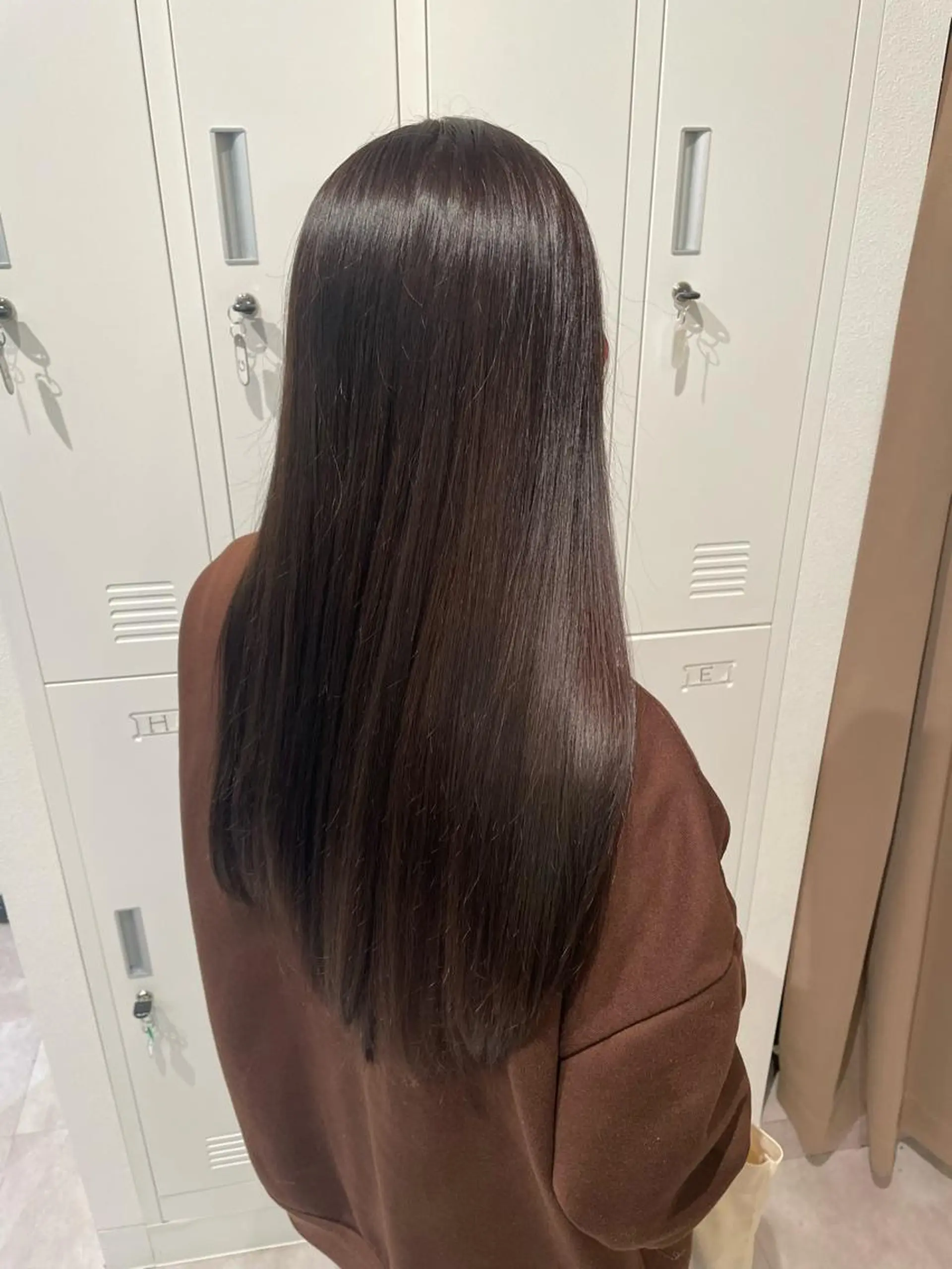 ロング 酒見 里奈のヘアスタイル