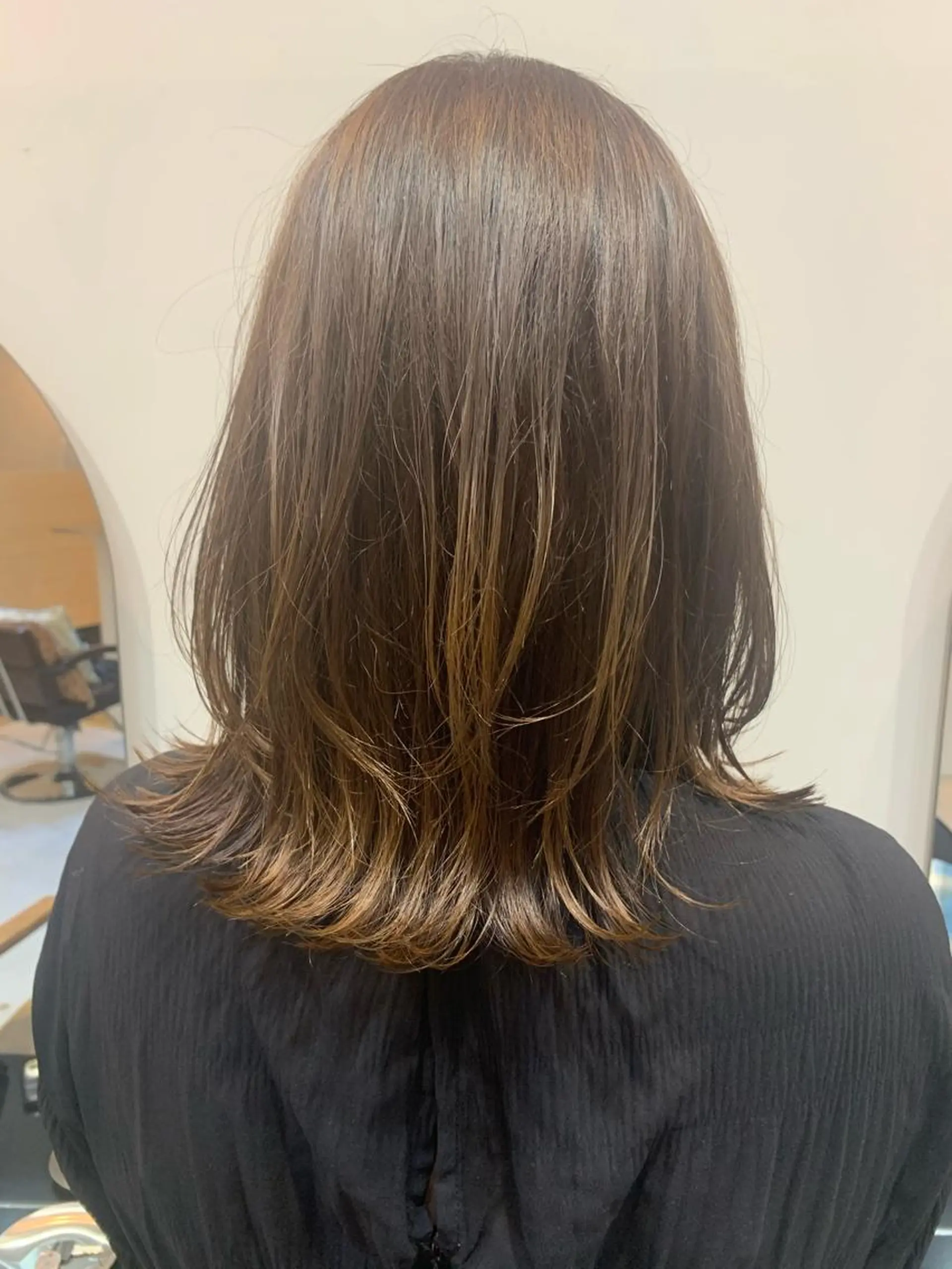 ミディアム カラー ヘアアレンジ REONA🪽✨薬院 レイヤーカット🫧のヘアスタイル