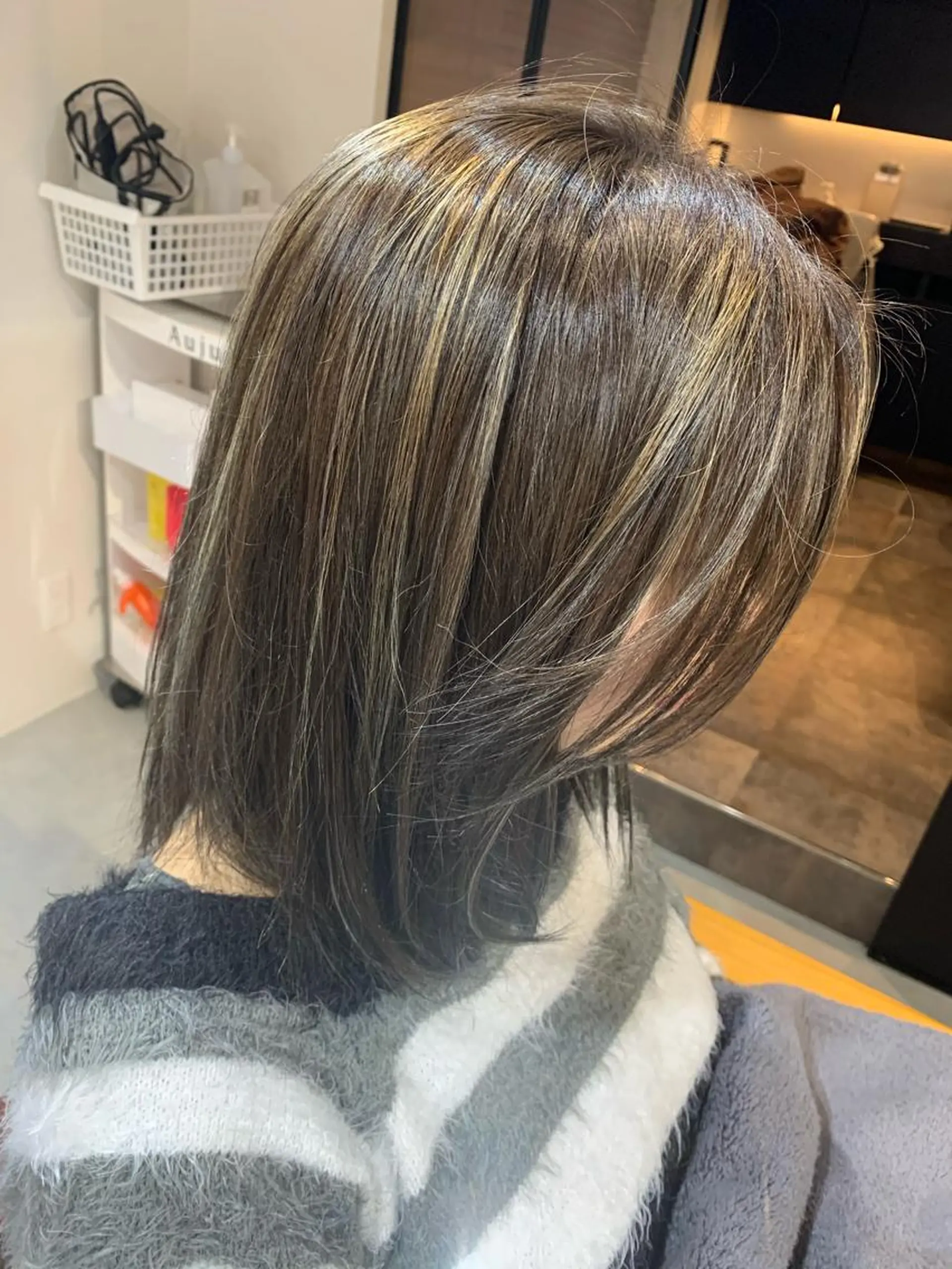 ミディアム カラー ハイライトカラー ハイライト 鈴木 梓のヘアスタイル