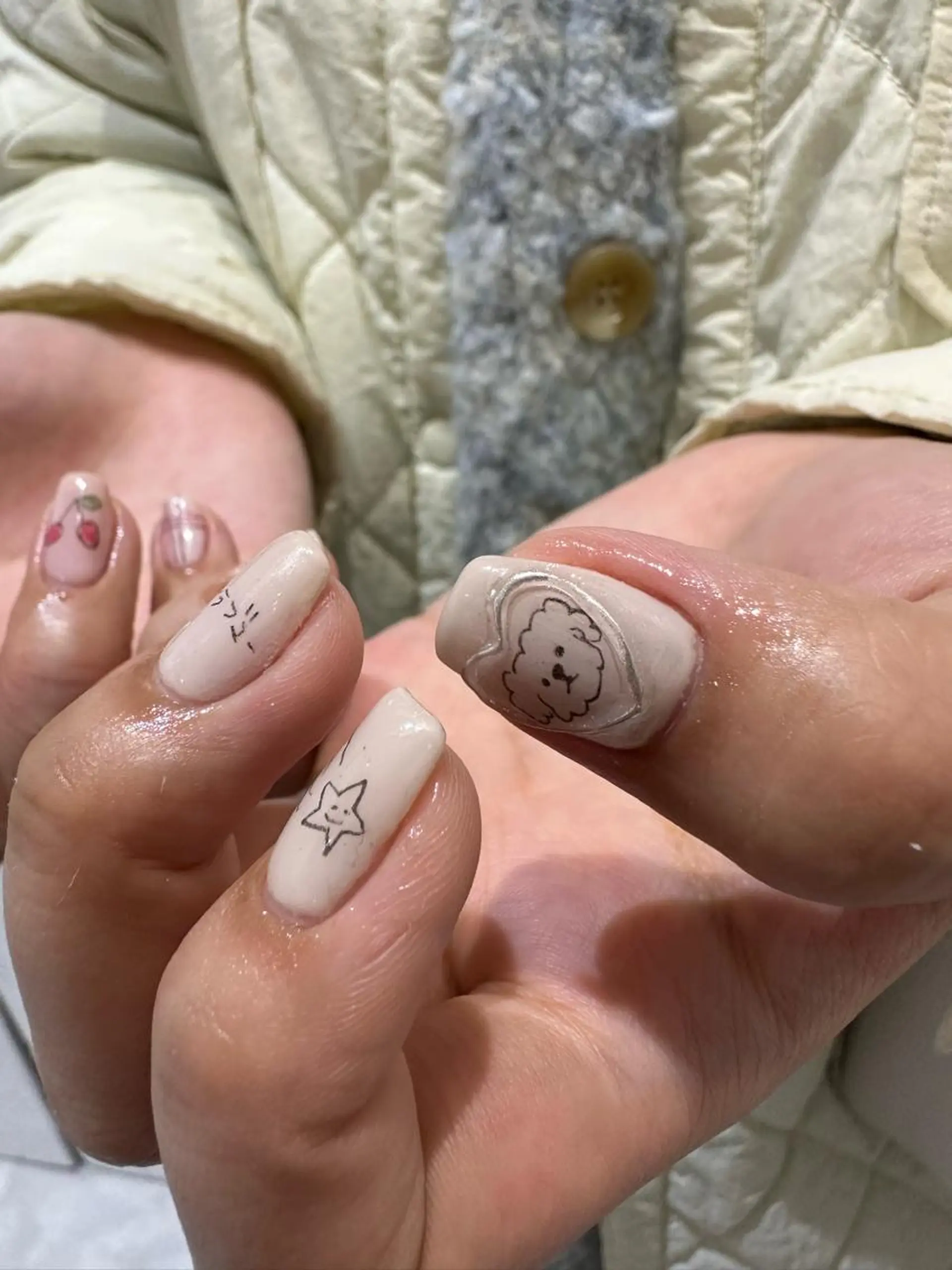 ネイル 個性派ネイル 🌼 ハルカ ♡の眉毛・アイブロウイメージ