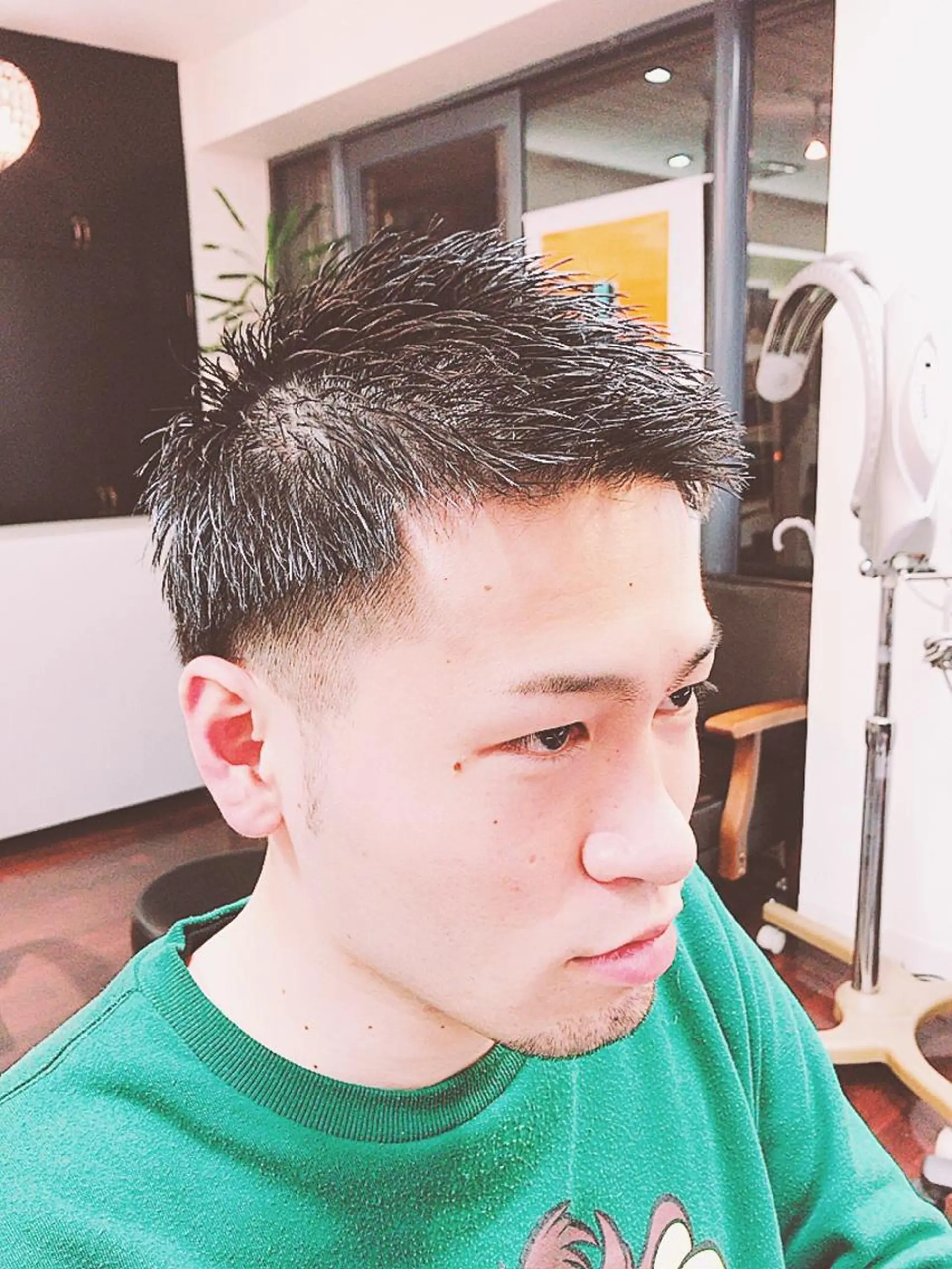 メンズ 前之園 ひかるのヘアスタイル