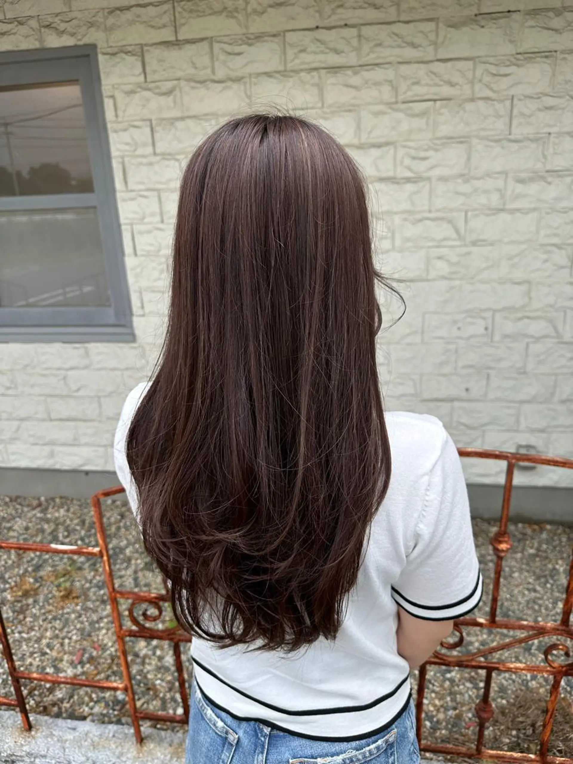 ロング カラー 透明感カラー ハイライトカラー ハイライト 小島 咲音/艶カラー /レイヤー/縮毛矯正のヘアスタイル