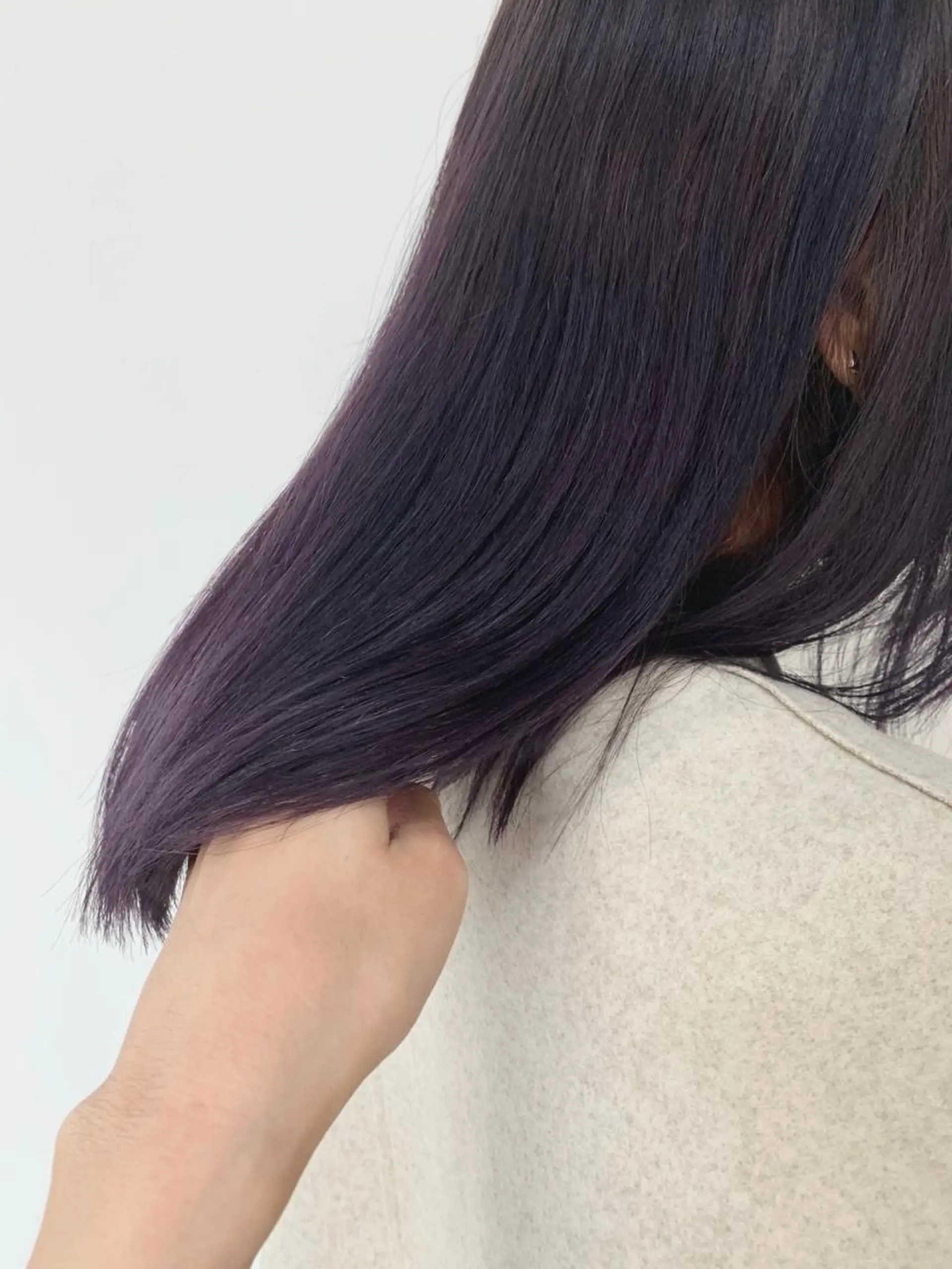 ミディアム カラー カット ヘアカラー トリートメント PHIDGE所属・山下 千明のヘアスタイル