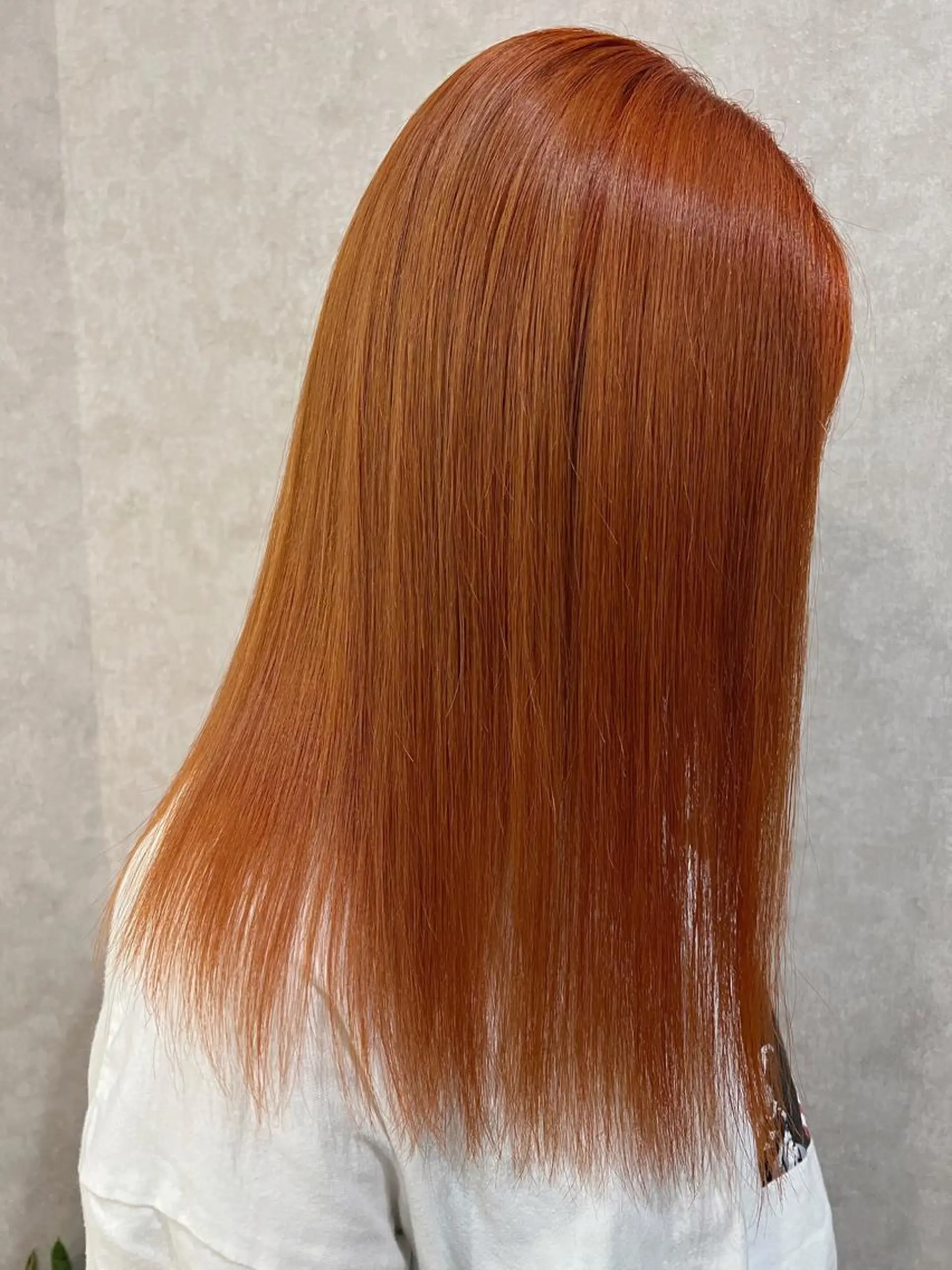 ロング カラー オレンジ Rio/ヘアセット/ ハイトーンカラーのヘアスタイル