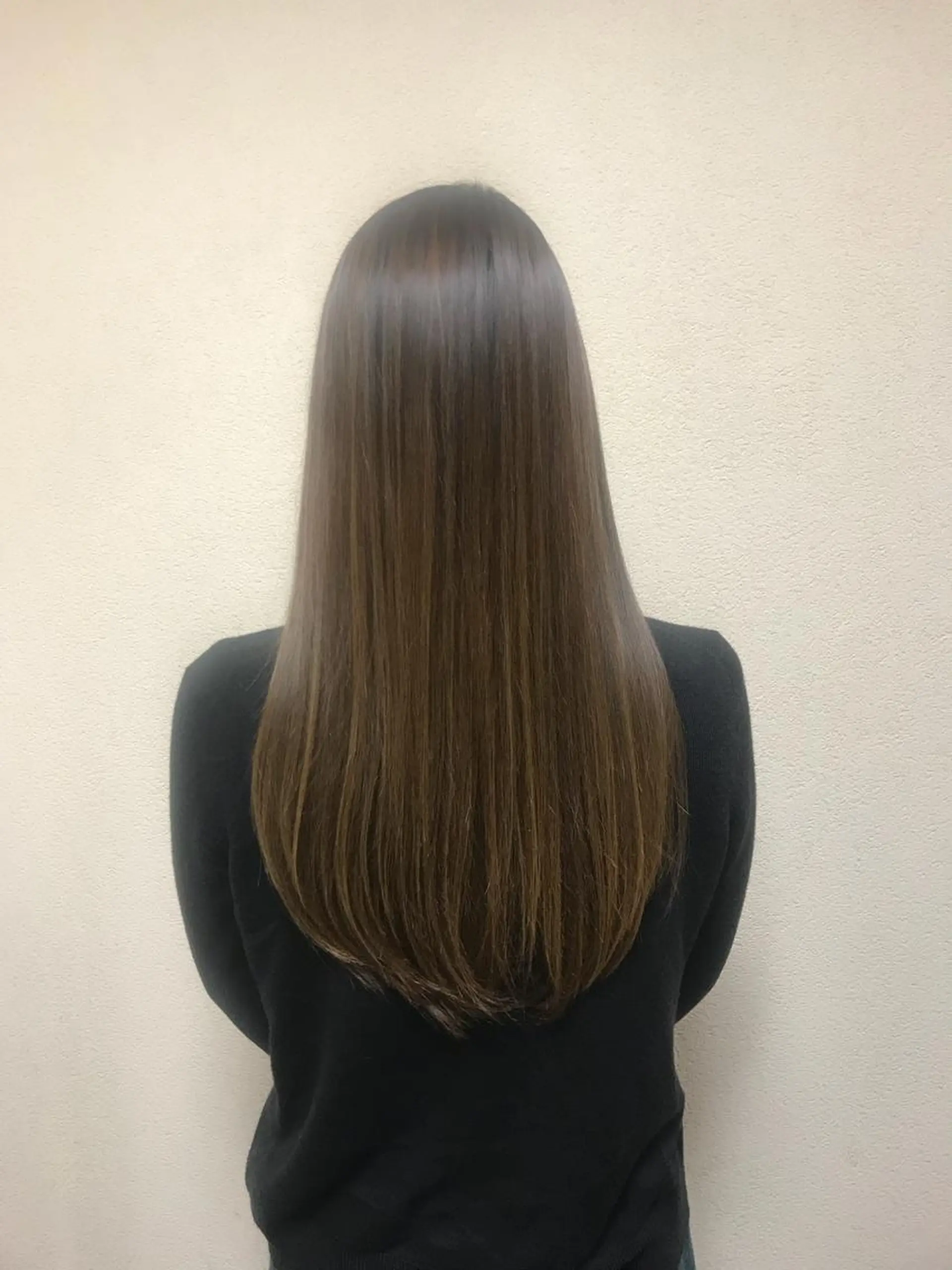 ロング 縮毛矯正 透明感カラー・ 髪質改善🩵イケダのヘアスタイル