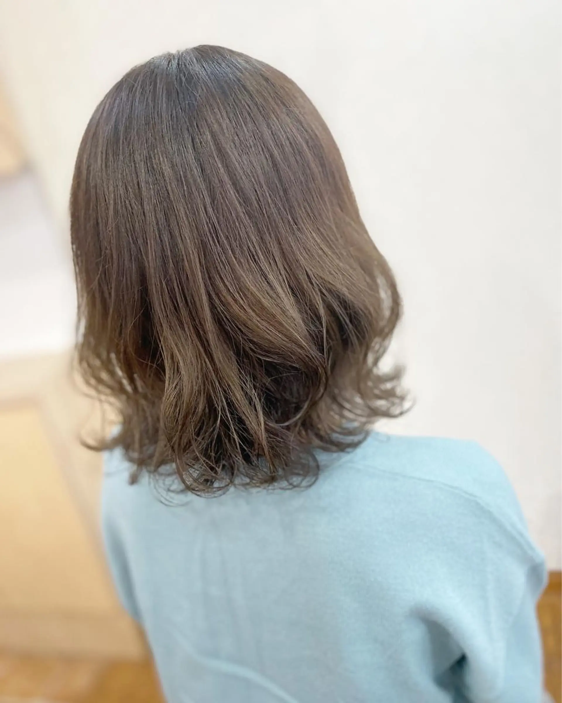 ミディアム カラー パーマ 荒木 ひろかのヘアスタイル