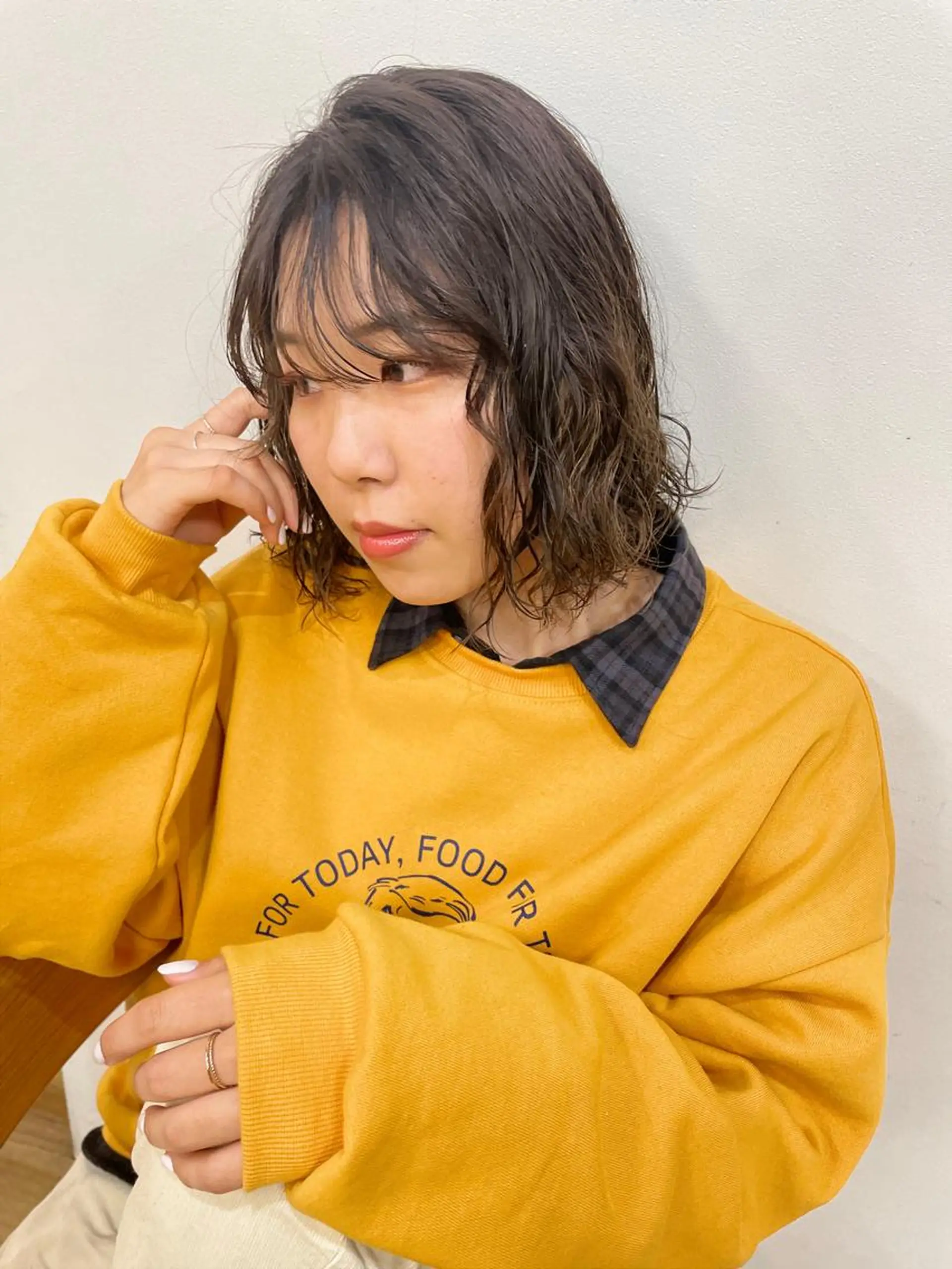 ミディアム パーマ 河口 友里のヘアスタイル