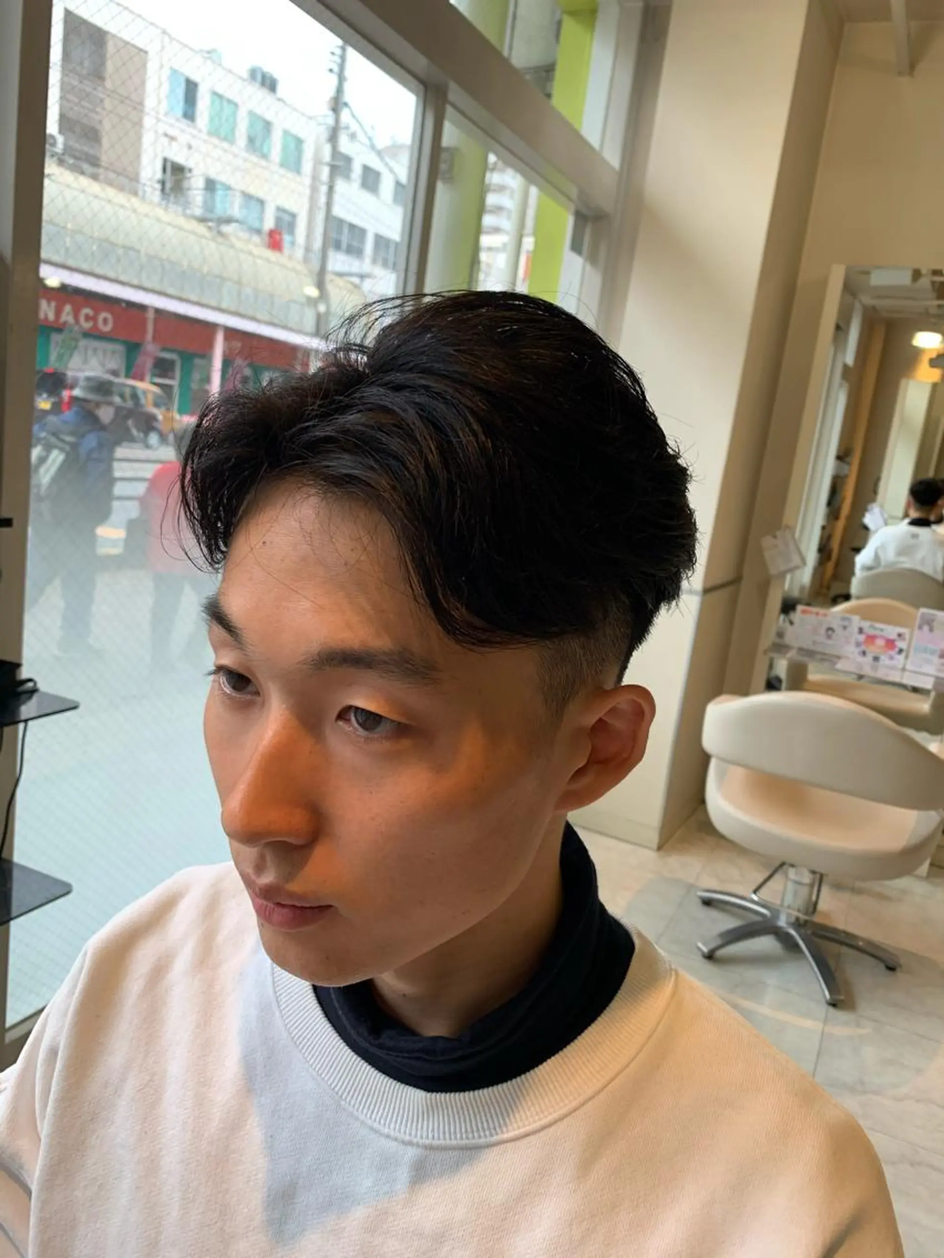 メンズ センターパート トリートメント 本田 卓也のヘアスタイル