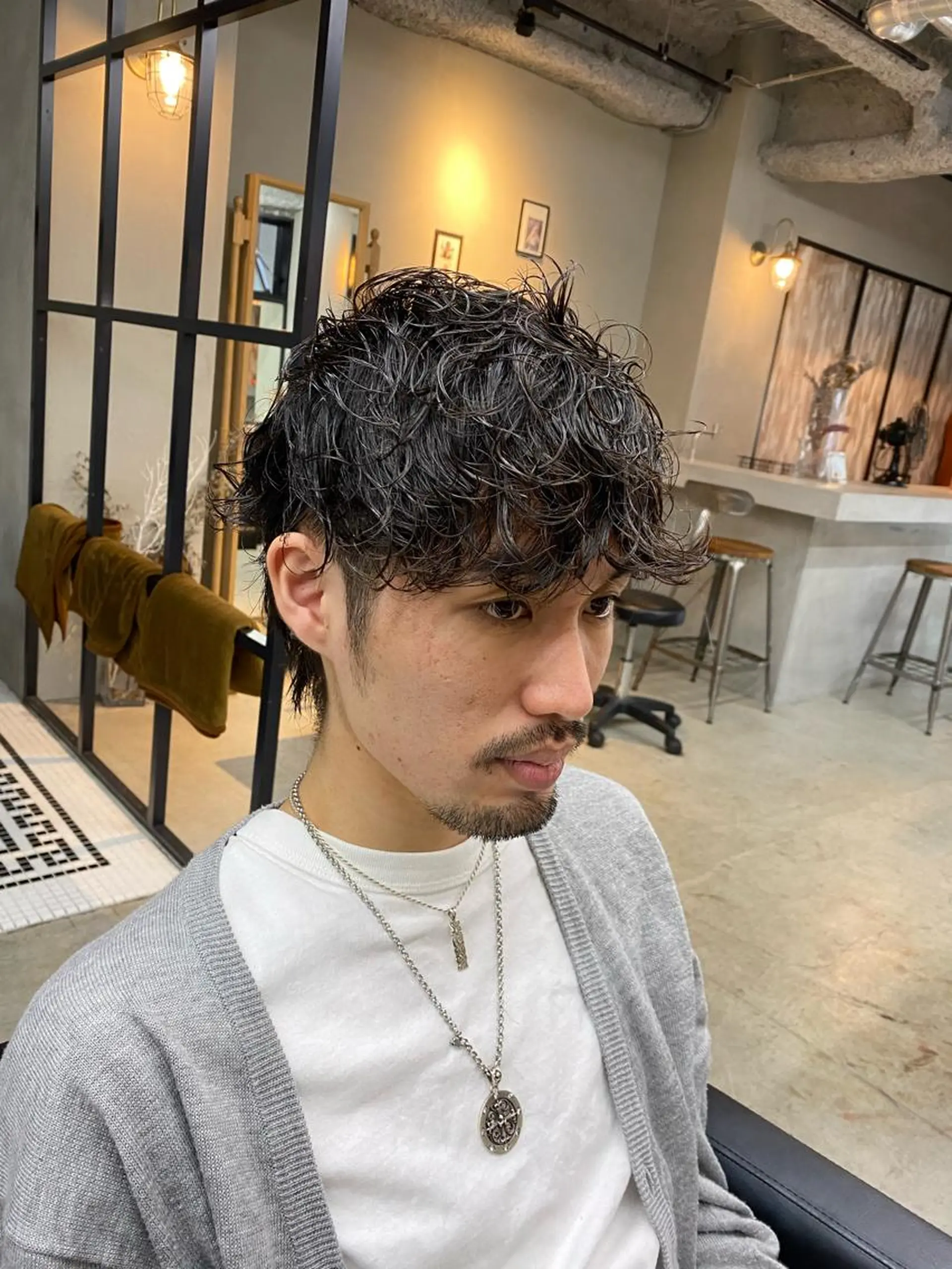 ショート パーマ ヘアアレンジ メンズ カット パーマ ヘアセット Ameri/髪質改善 /韓国ヘア🇰🇷のヘアスタイル