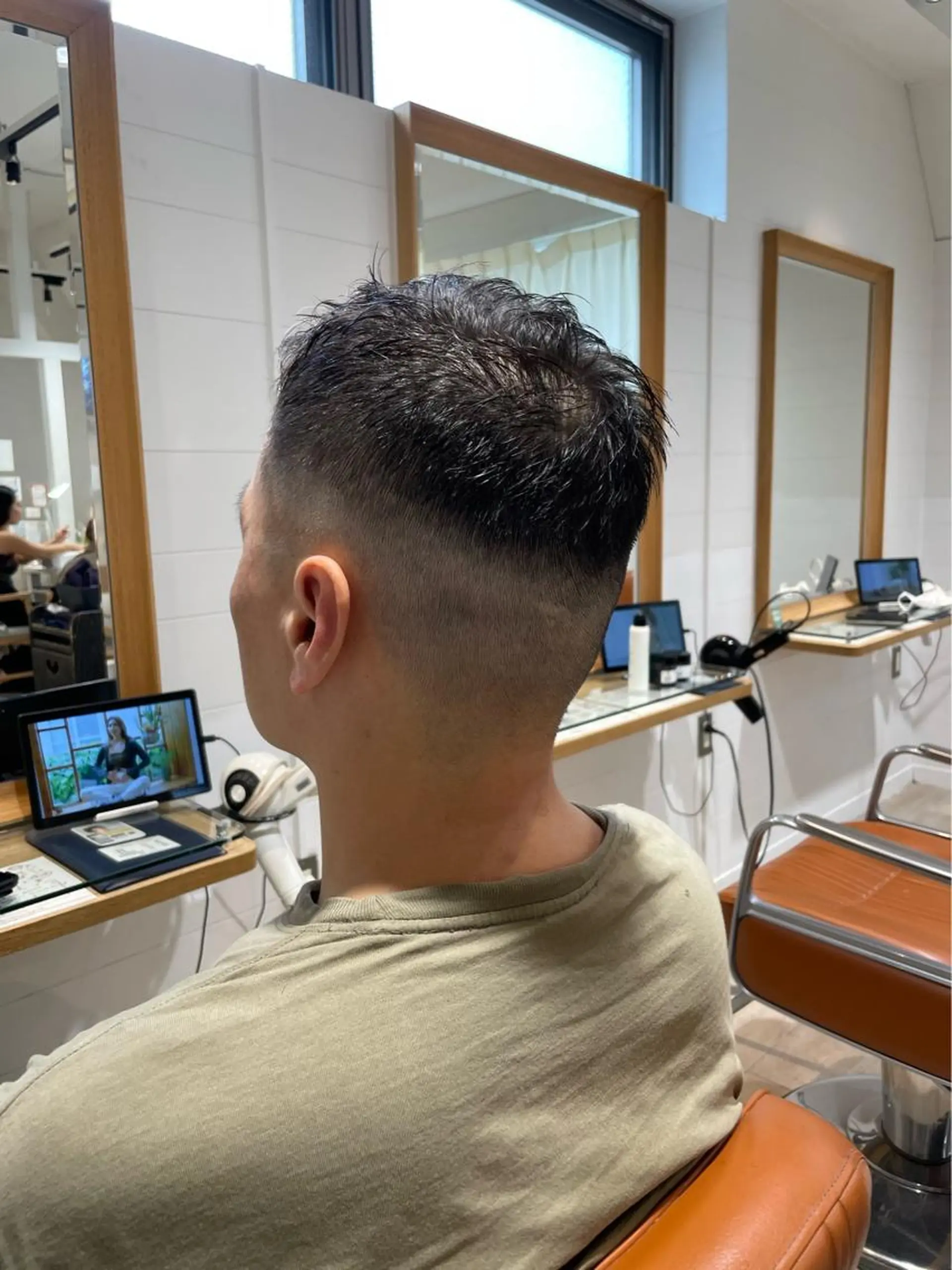 メンズ カット 🐝メンズハイライト …Rioのヘアスタイル