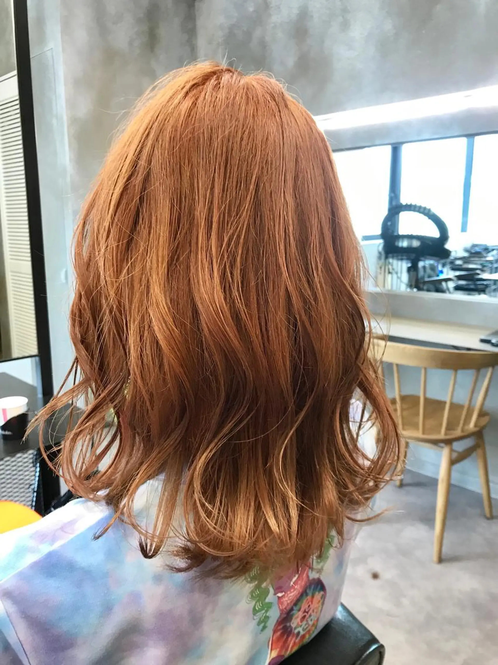 ミディアム カラー オレンジ ヘアカラー 色気レイヤー& ショートはお任せ🌟のヘアスタイル