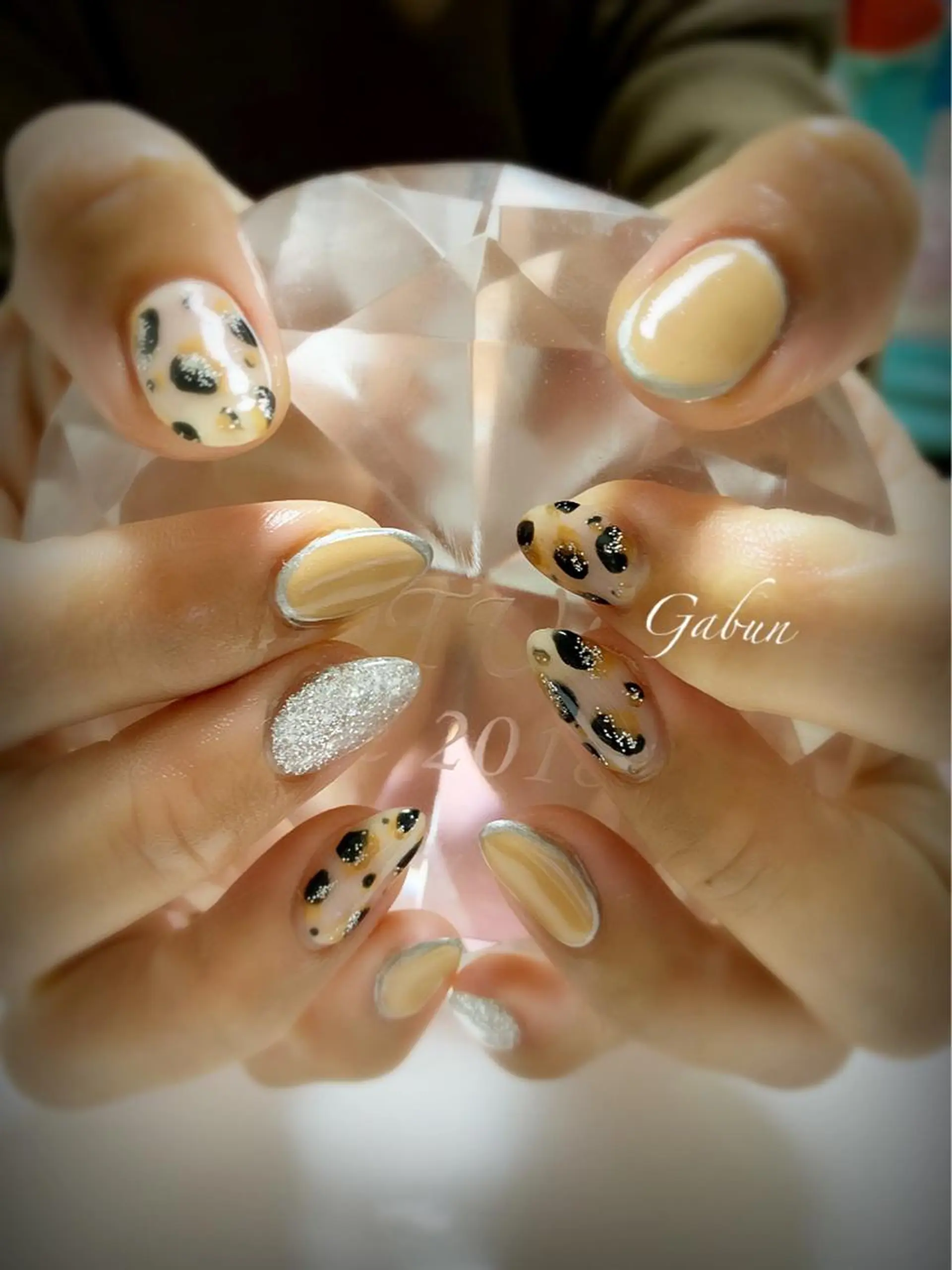 セミロング ハンドネイル ハンドケア LOTUS ネイルサロンのネイルデザイン