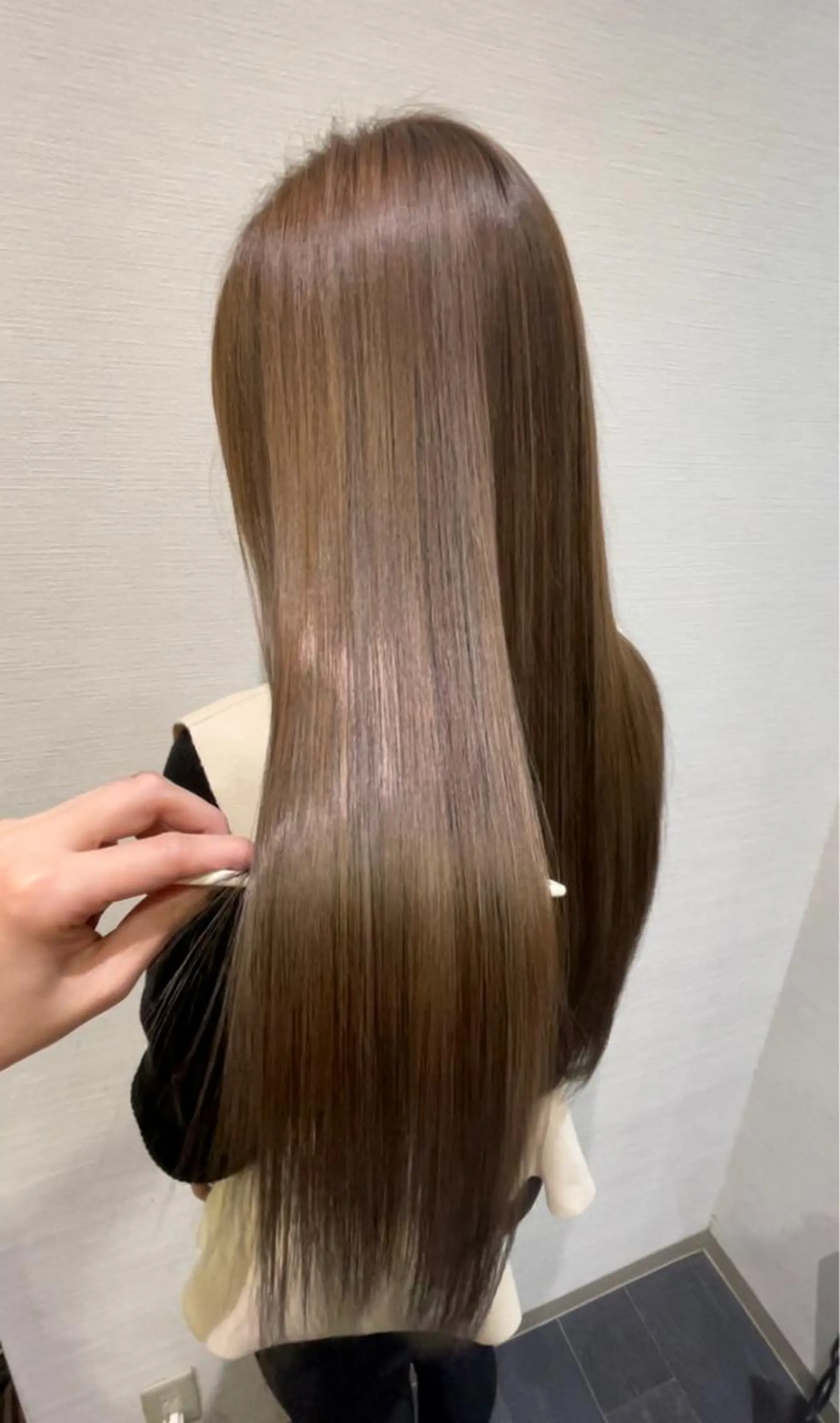 ロング L’ora 成田さおりのヘアスタイル