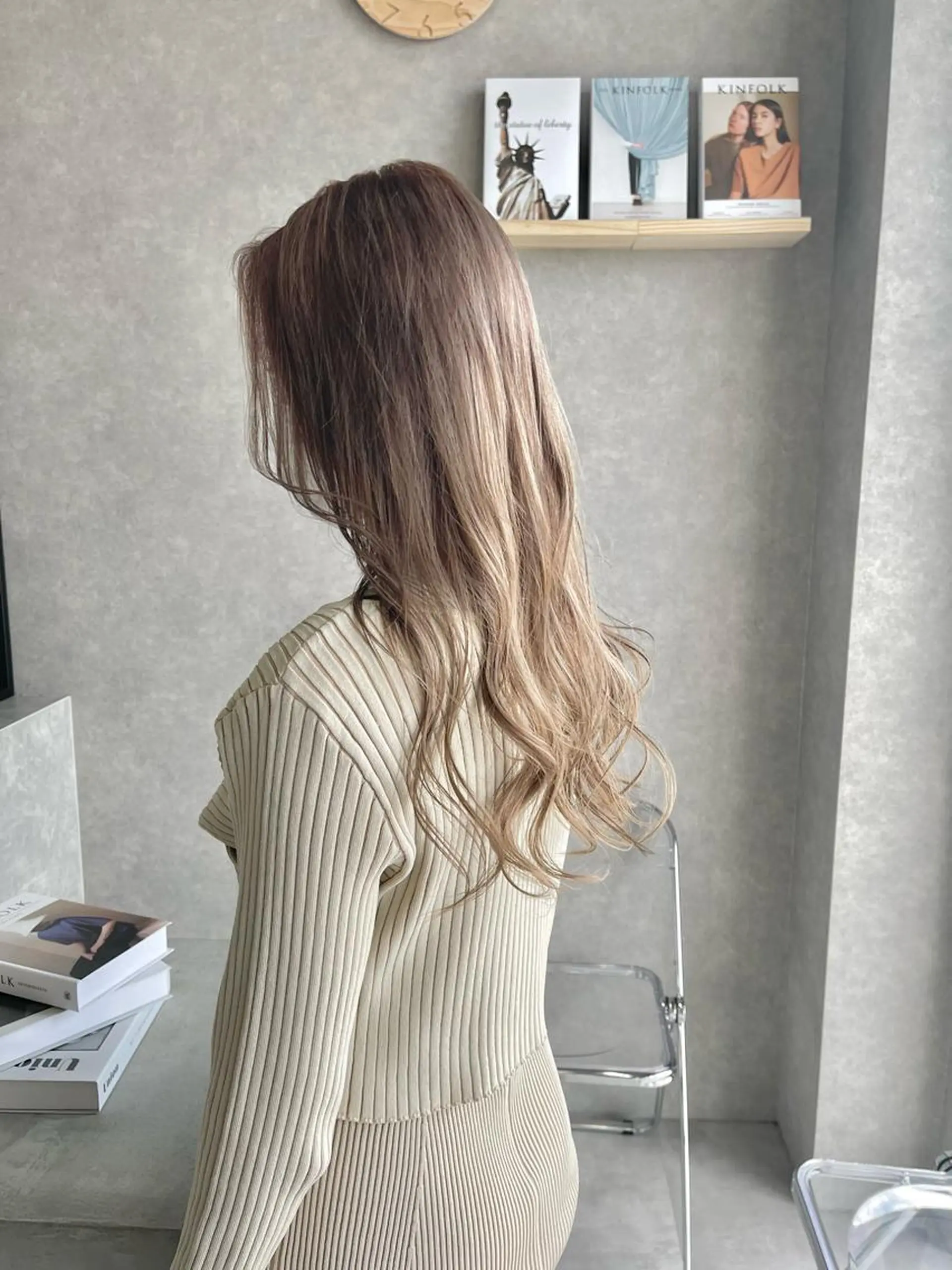 セミロング カラー カット ヘアカラー トリートメント 一ノ瀬 暁のヘアスタイル