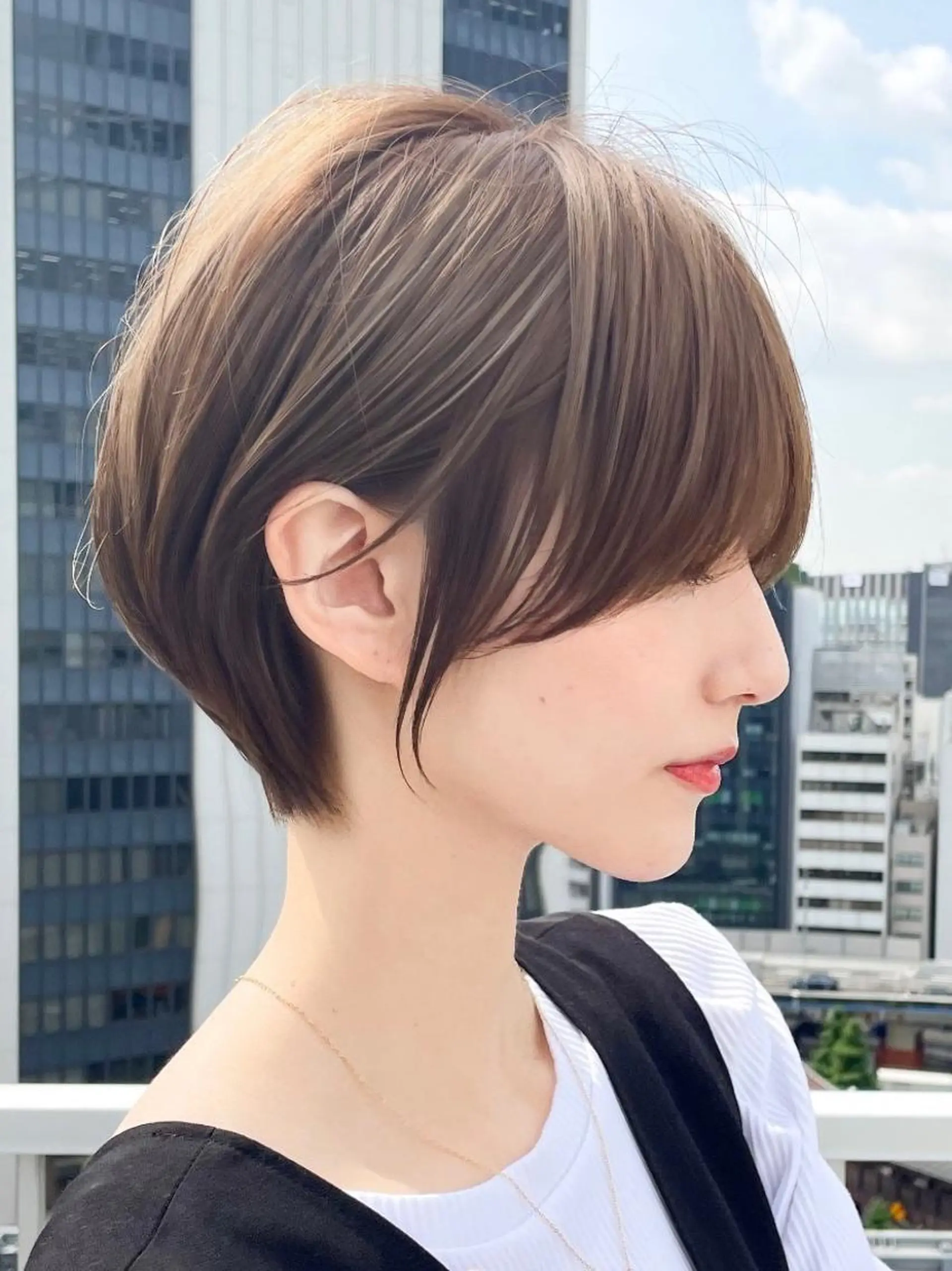 ショート ショートヘア くすみカラー、大場猛のヘアスタイル
