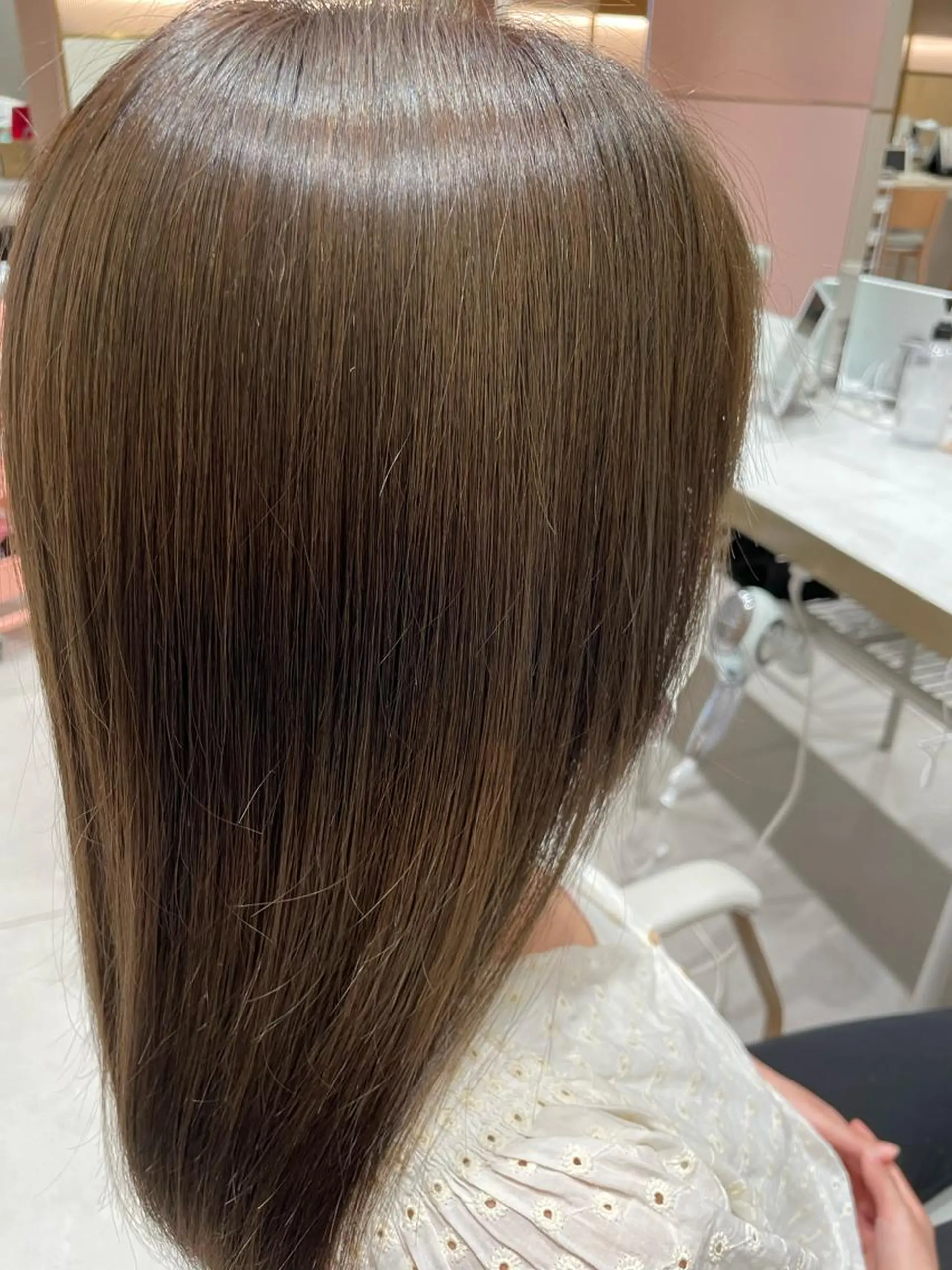 カラー ヘアカラー トリートメント レイヤー/顔周り /透明感/TAKUのヘアスタイル