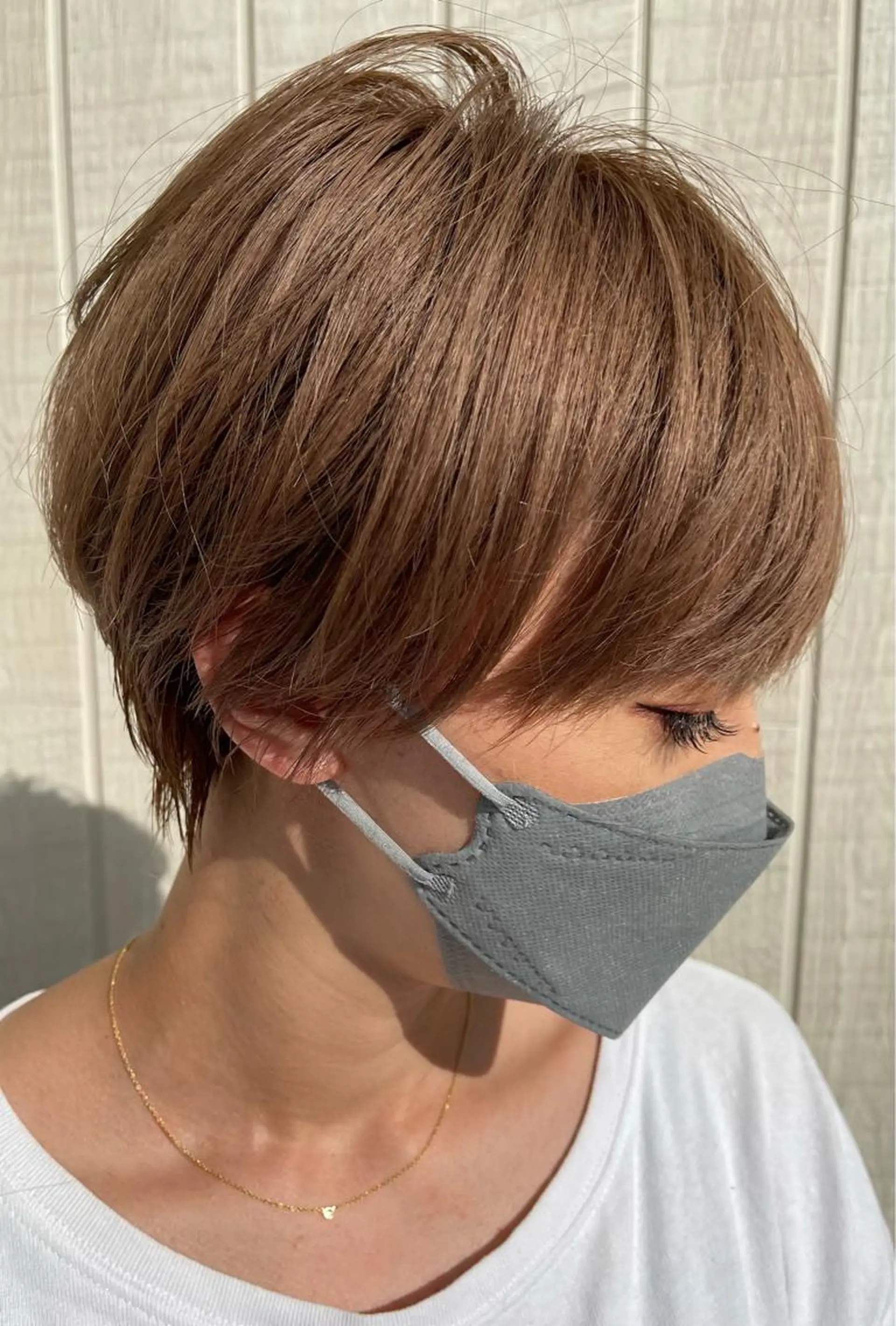 ショート 切りっぱなしボブ ショートボブ ボブ くせ毛 ハイライト AKUTSU KOICHIのヘアスタイル