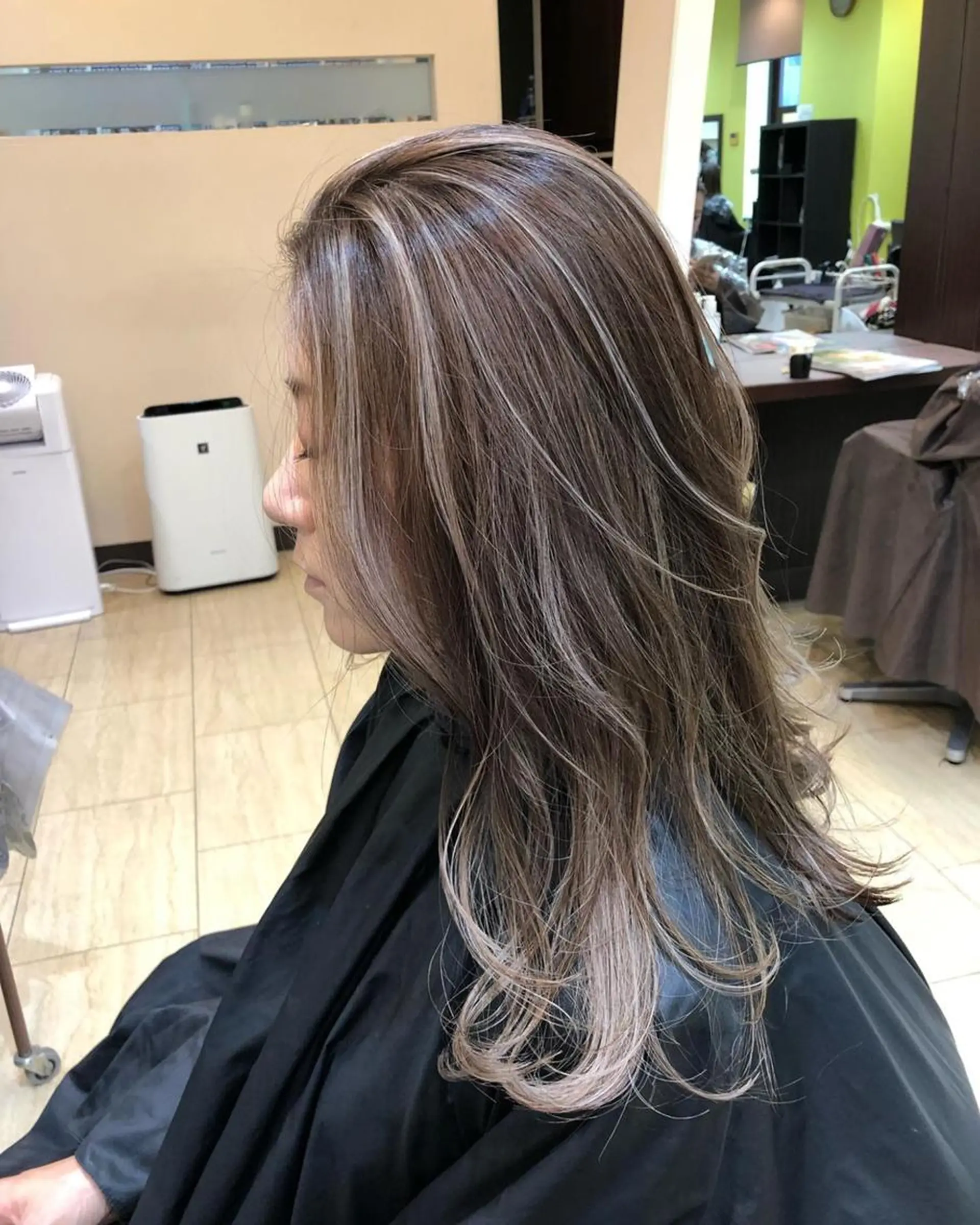 ショート カラー パーマ ヘアアレンジ メンズ メンズバレイヤージュ メンズブリーチ メンズハイライト メンズハイトーン メンズインナーカラー yasu ヤスのヘアスタイル