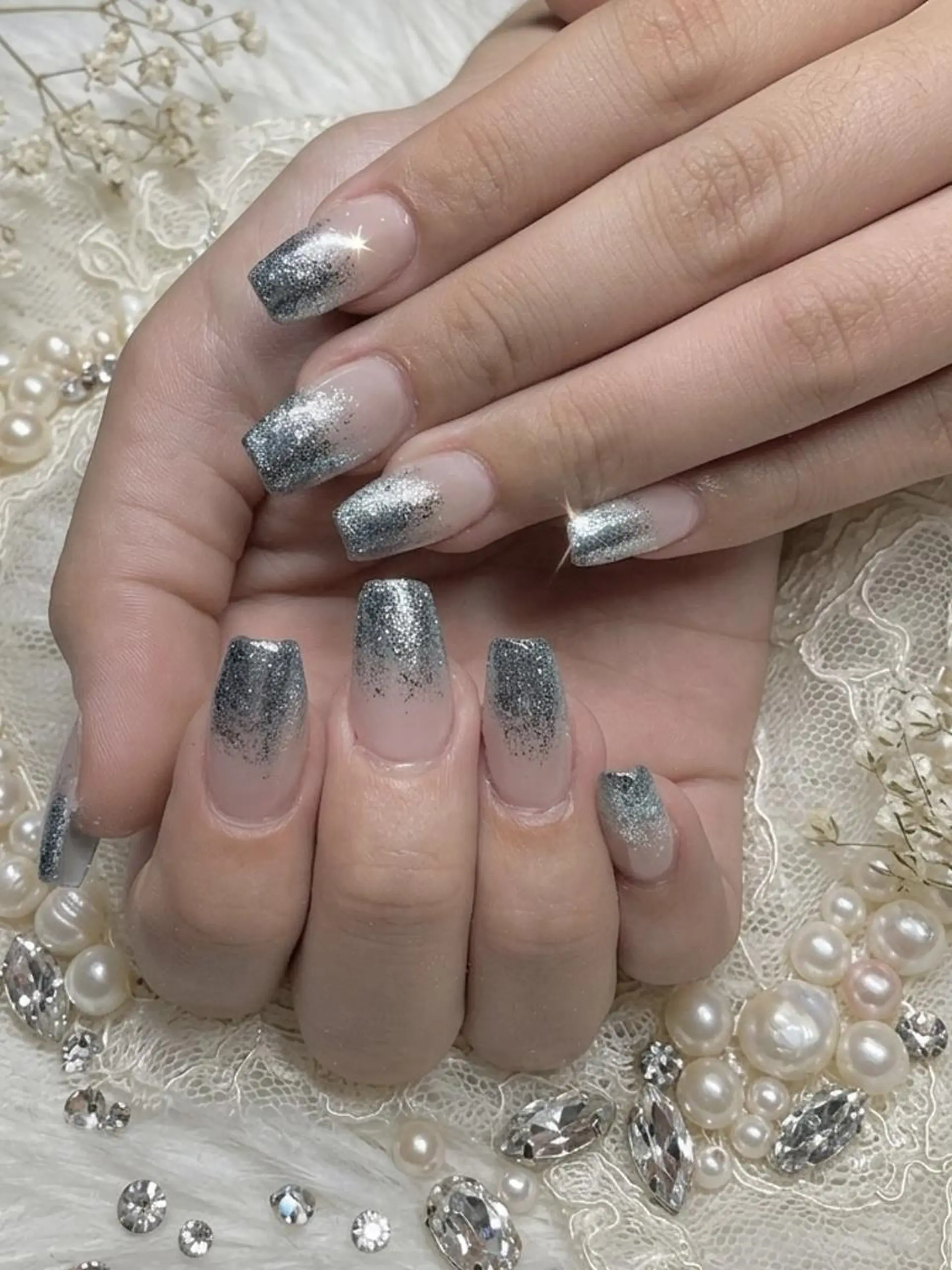 ネイル グラデーション ラメ(グリッター) シンプルネイル ハンドネイル UNABOMBA (24時間営業)のネイルデザイン