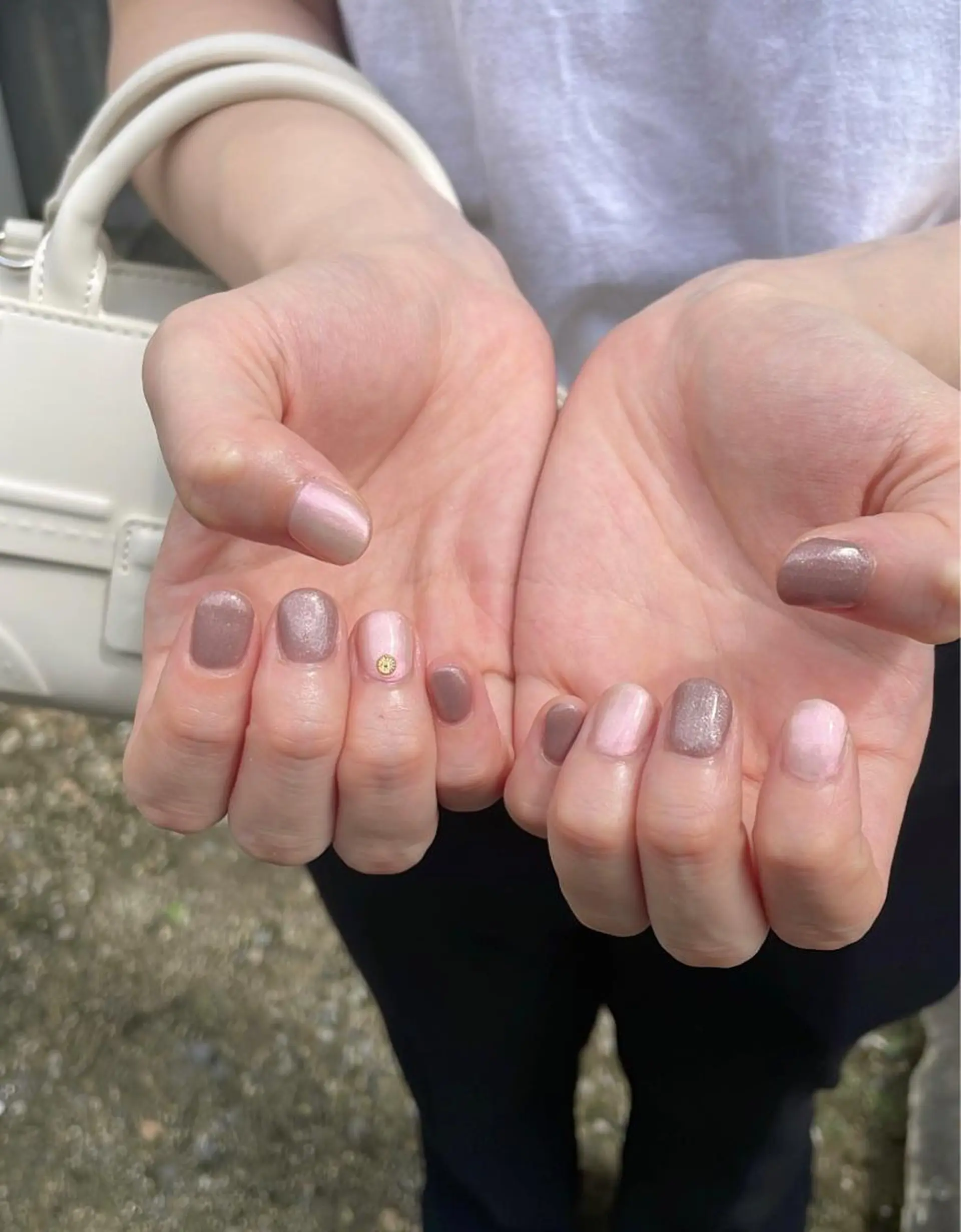 ネイル ワンカラーネイル シンプルネイル ハンドネイル Lofinails ちひろのネイルデザイン