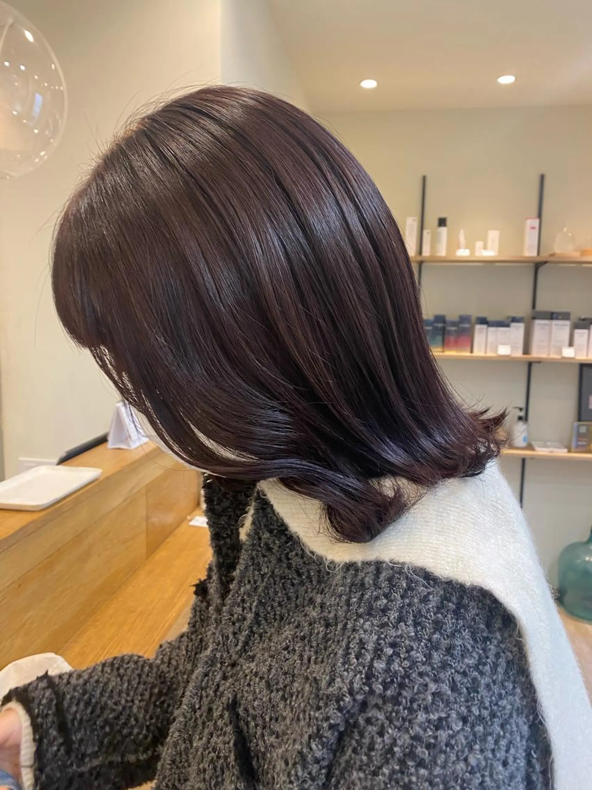 ミディアム カラー マツエク・マツパ 切りっぱなしボブ アッシュ アッシュグレー アッシュグレージュ ベージュカラー 奈良 彩華のヘアスタイル