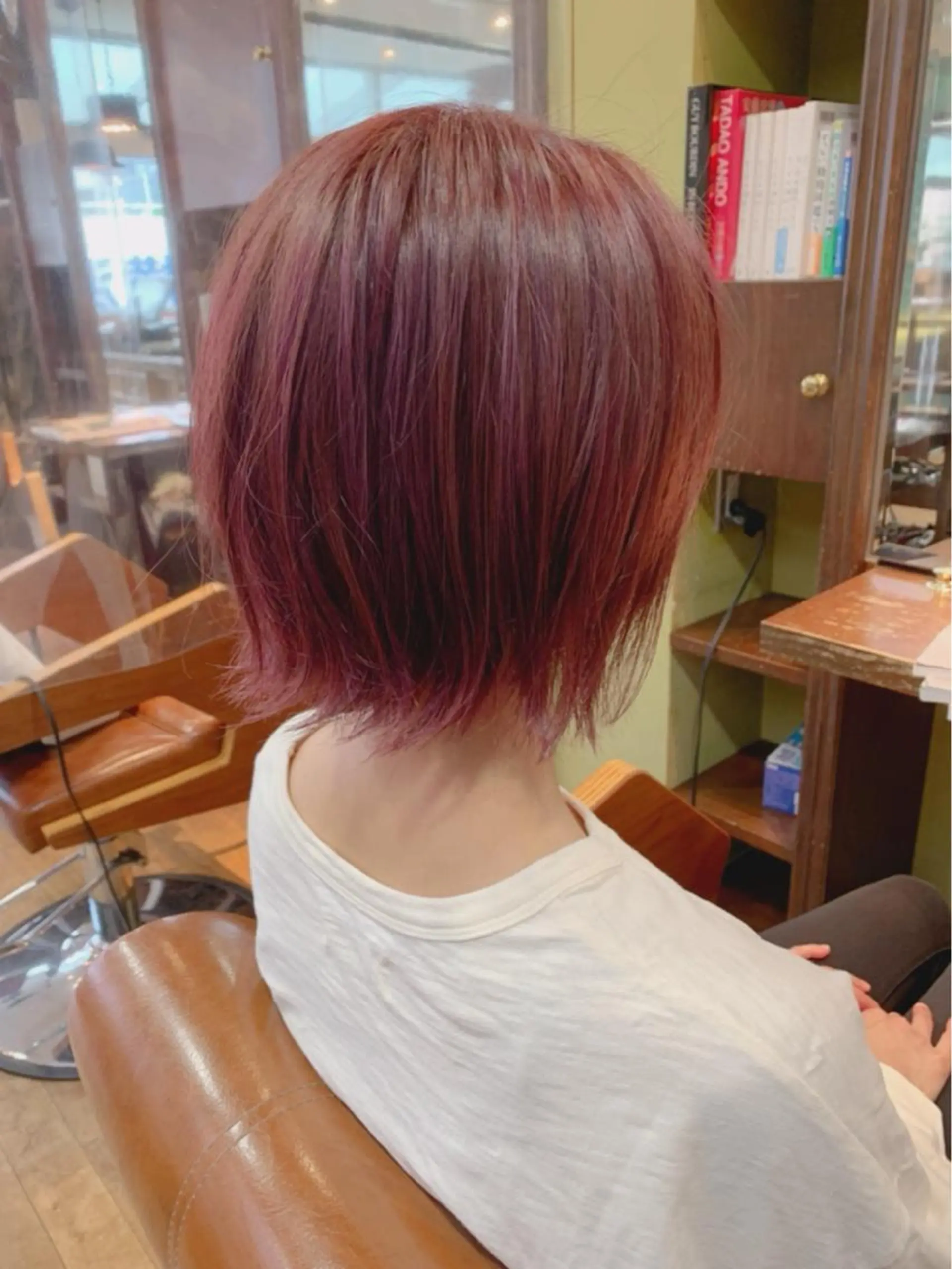 カラー ピンクカラー バイオレットカラー カット特化美容師 齋藤桐のヘアスタイル