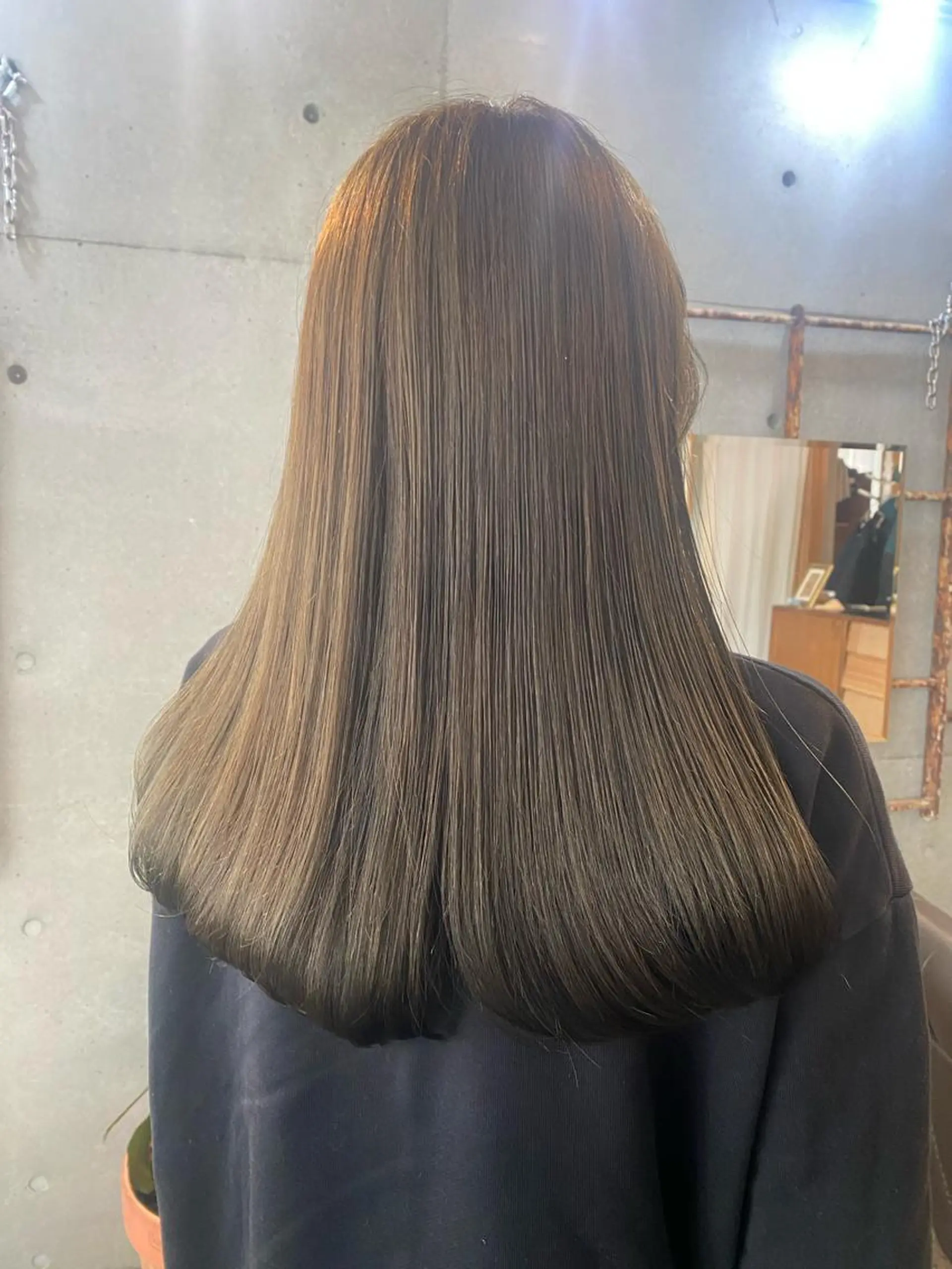 ロング カラー パーマ ヘアアレンジ メンズ キッズ ネイル マツエク・マツパ アイブロウ モリモト サナのヘアスタイル