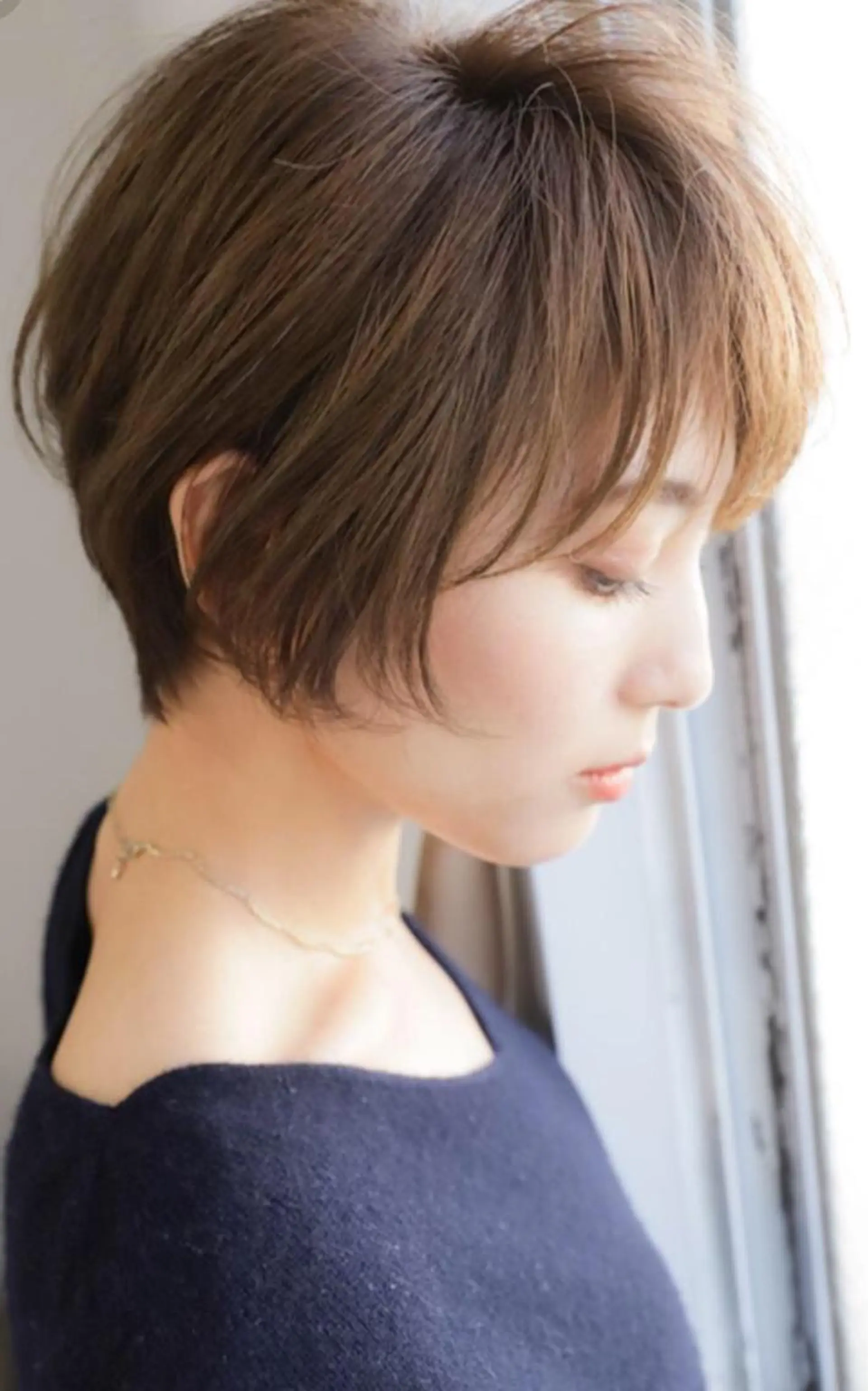 ショート ヌーベル ヴァーグのヘアスタイル