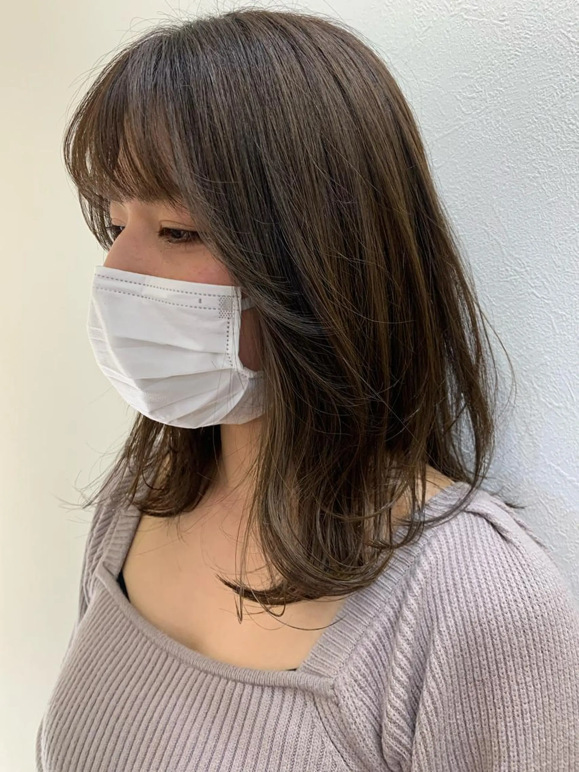 ミディアム カラー ブリーチ グレージュ ブリーチなしカラー hub hair レイヤー/透明感のヘアスタイル