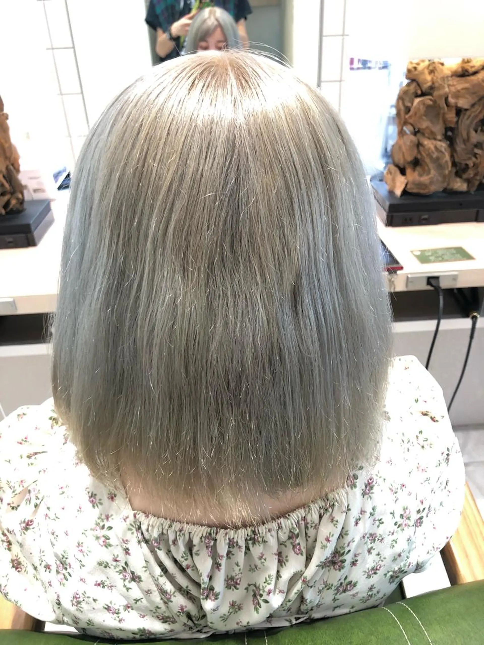 ショート カラー 川口髪質改善ウルトワ 🌈毛島健樹🌈のヘアスタイル