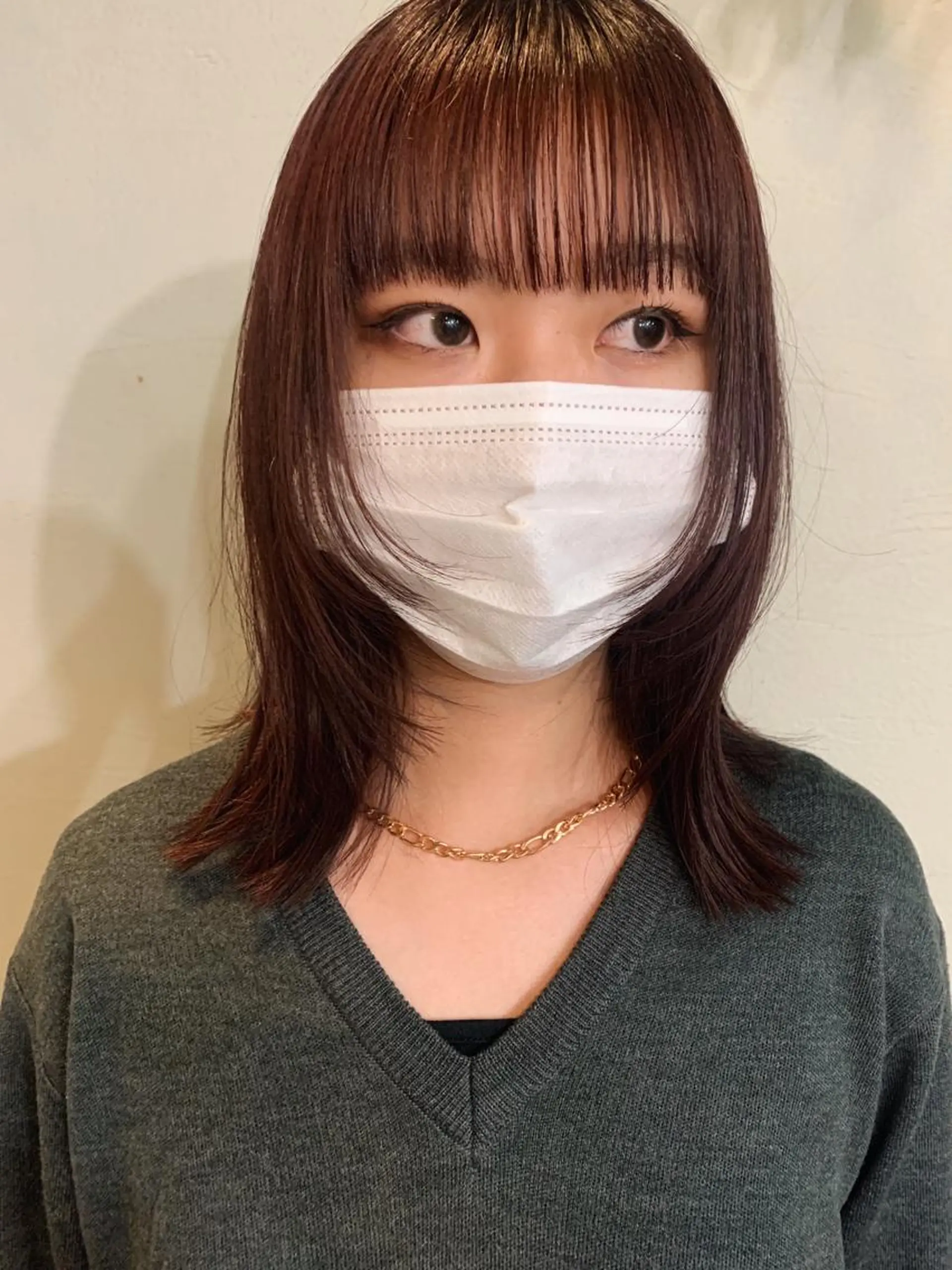 ミディアム カラー カシス ピンクカラー 顔まわりレイヤー レイヤーカット ボブ/顔まわりカット 💫大澤奈緒美のヘアスタイル