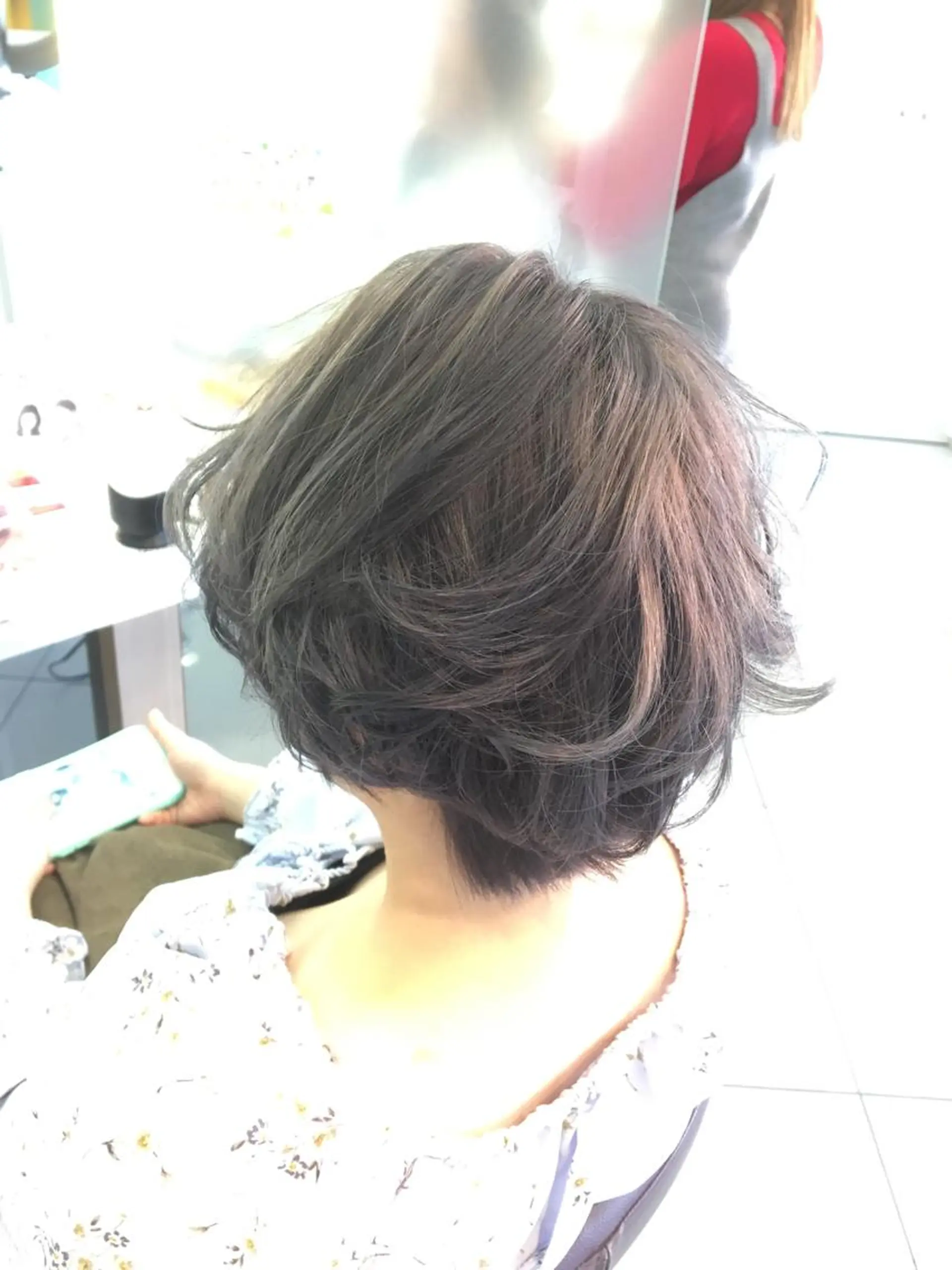 ショート カラー グレージュ 広がり、まとまらない お悩み改善/ 中田のヘアスタイル