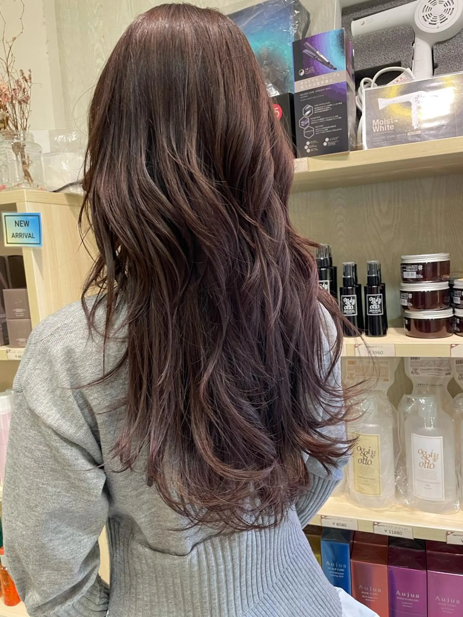 ロング カット ヘアカラー トリートメント 松佐 ゆかりのヘアスタイル