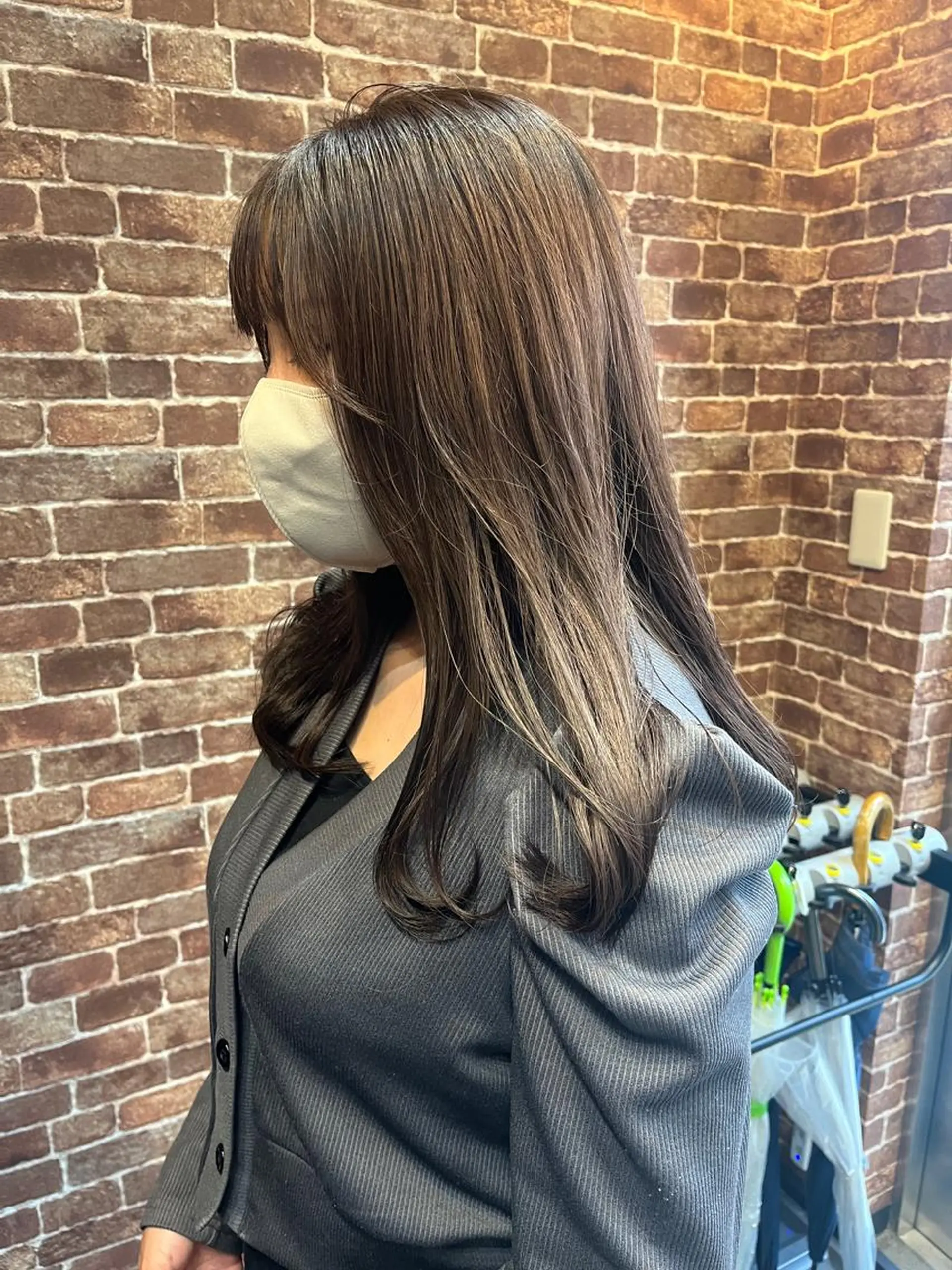 ロング カラー パーマ ヘアアレンジ メンズ キッズ ネイル アイブロウ メンズパーマ ブラウンカラー ケアカラー 透明感カラー ピンクカラー ヘッドスパ 久木原 ゆりのヘアスタイル